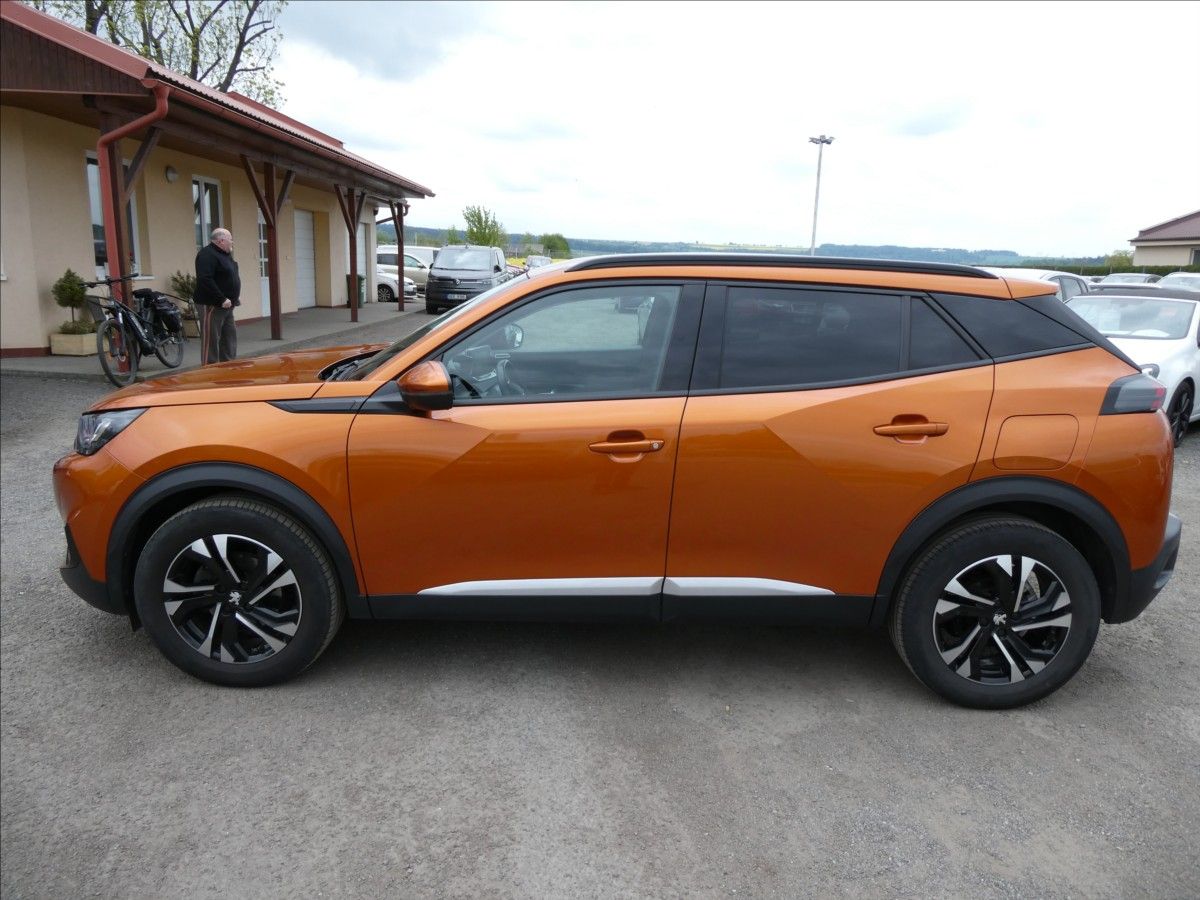 Peugeot 2008, 1,2 PureTech 74kW Allure,závěs - fotka 6