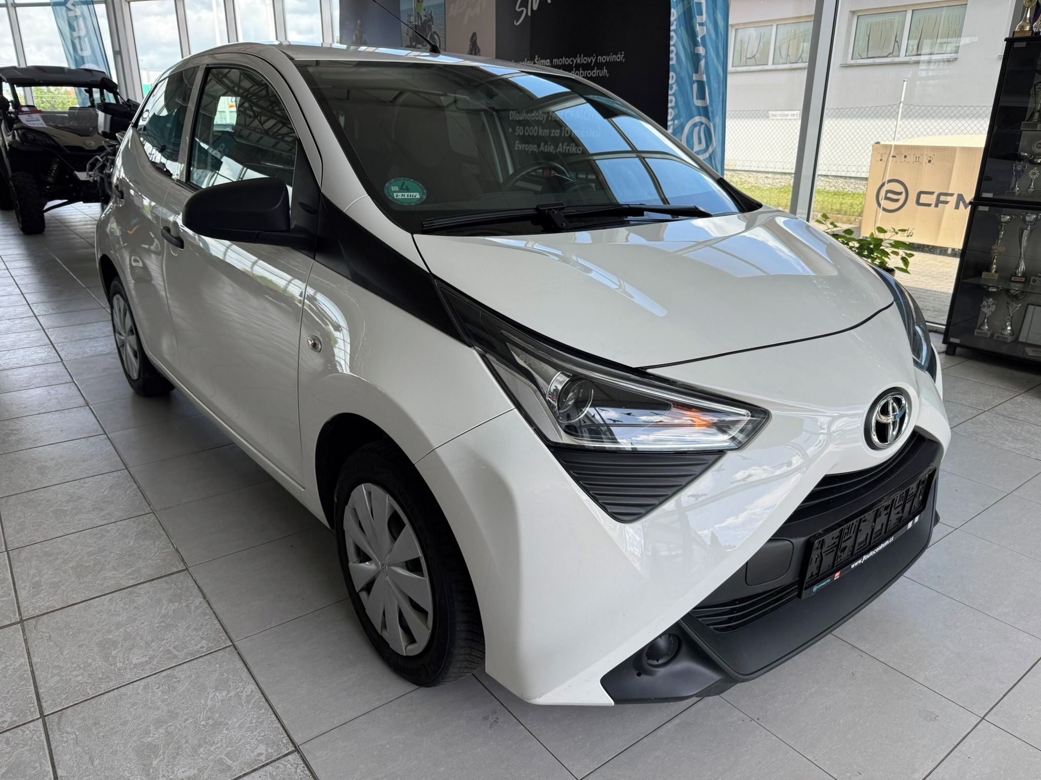 Toyota Aygo, 1.0 53 kW plná ser.historie