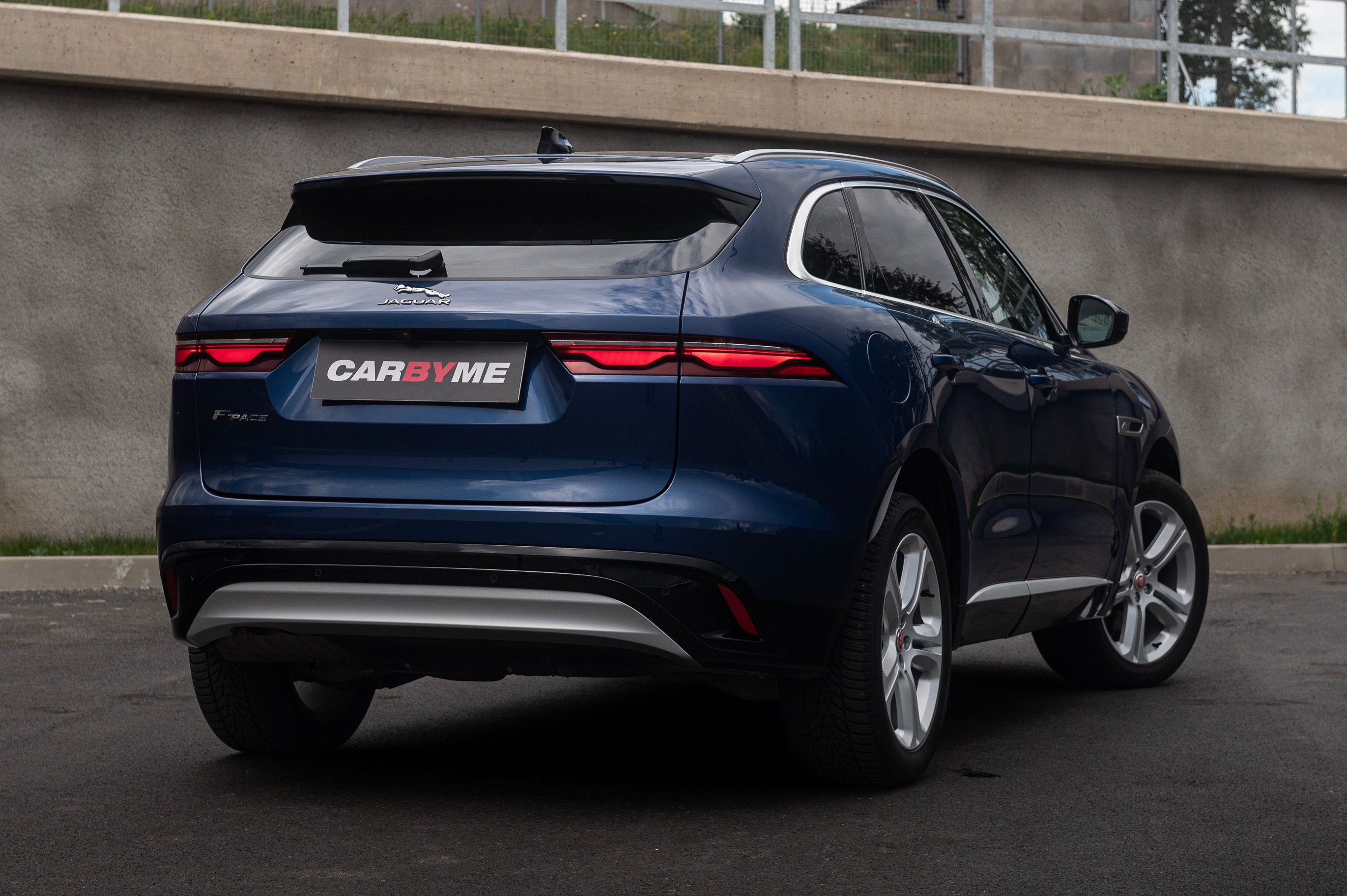 Jaguar F-Pace, D200 SE AWD, ČR, DPH - fotka 5