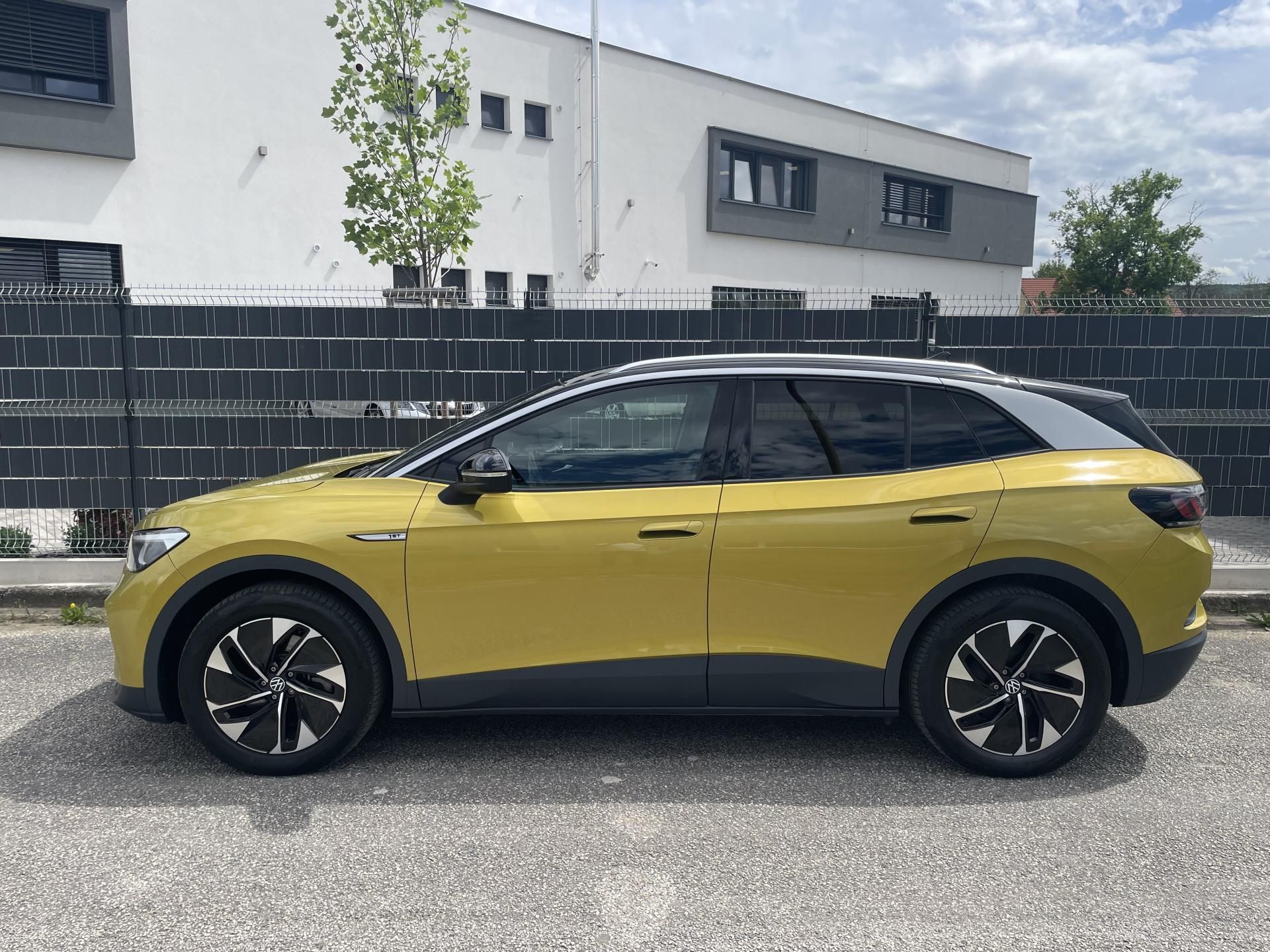 Volkswagen ID.4, 1.ST EDITION 150kW - 77KWh - fotka 5