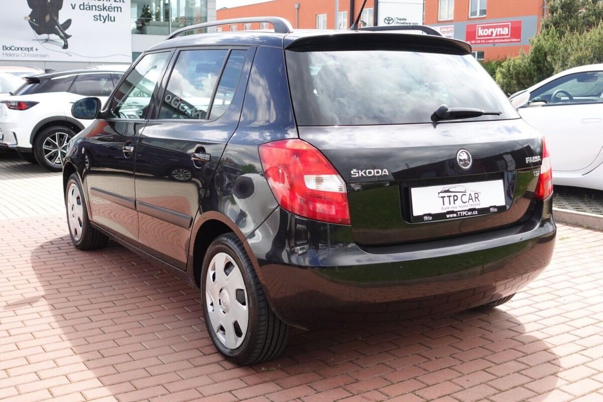 Škoda Fabia, 1,2 63kW Ambition Plus - fotka 6