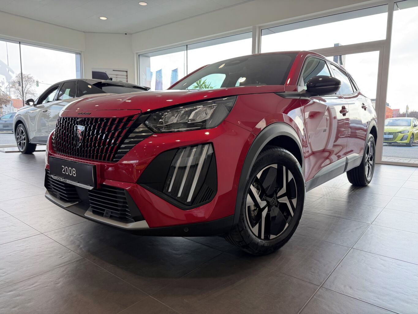 Peugeot 2008, Allure Turbo 100 koní - fotka 2