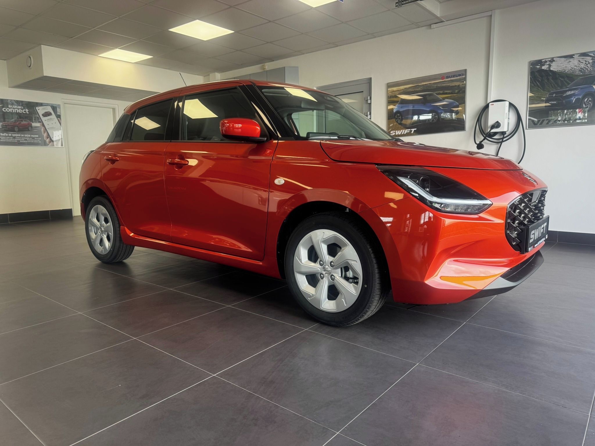 Suzuki Swift, SWIFT 1,2 PREMIUM HYBRID