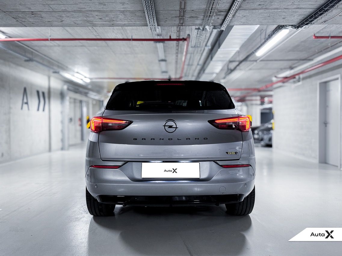 Opel Grandland, GSe Plug-in Hybrid4 AWD 221 kW - fotka 6