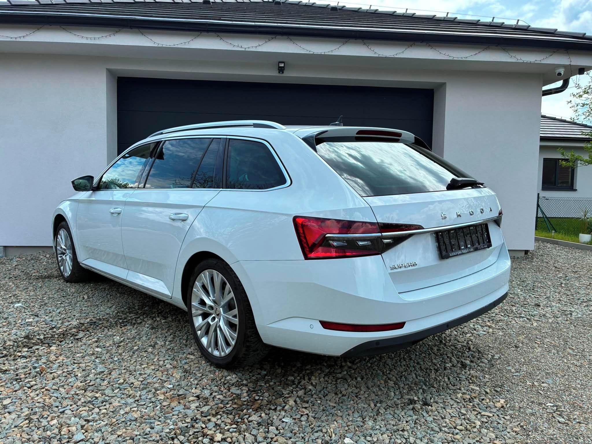 Škoda Superb, 1.5 TSI 110kw DSG Style - fotka 3