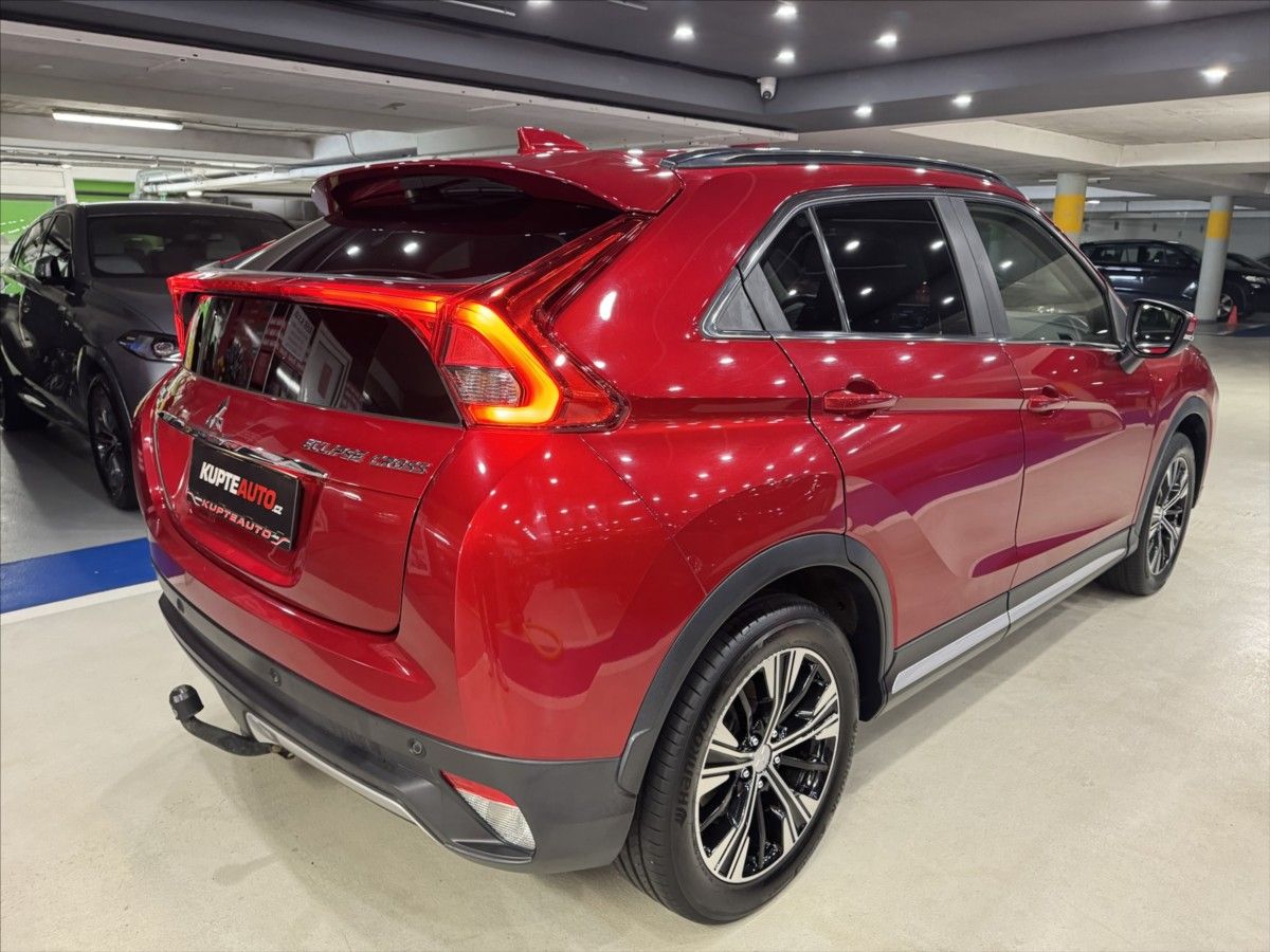 Mitsubishi Eclipse Cross, 1,5 i  INSTYLE+ - fotka 6