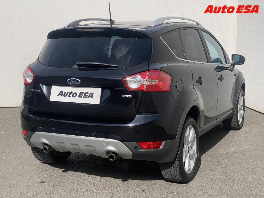 Ford Kuga, 2.0 TDCi,Titanium - fotka 4