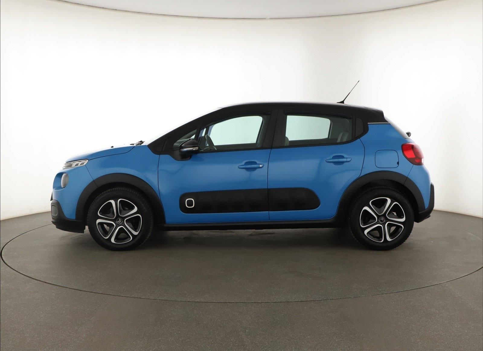 Citroën C3, 1.2 PureTech, Automat, ČR - fotka 3