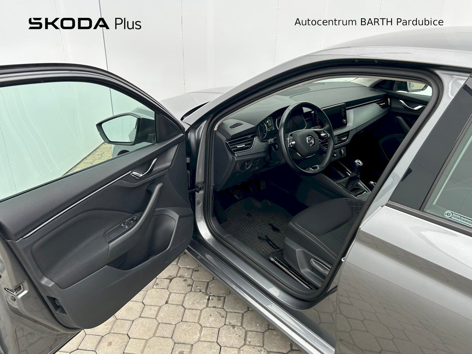 Škoda Scala, 1,0 TSI / 81 kW / Ambition / 6 - fotka 5