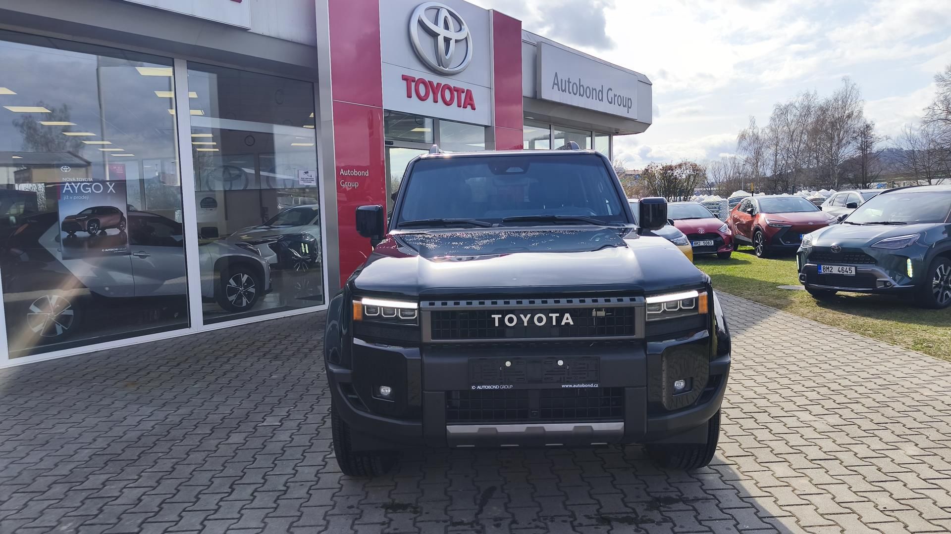 Toyota Land Cruiser, 2.8 DIESEL MHEV EXECUTIVE SKYV - fotka 2