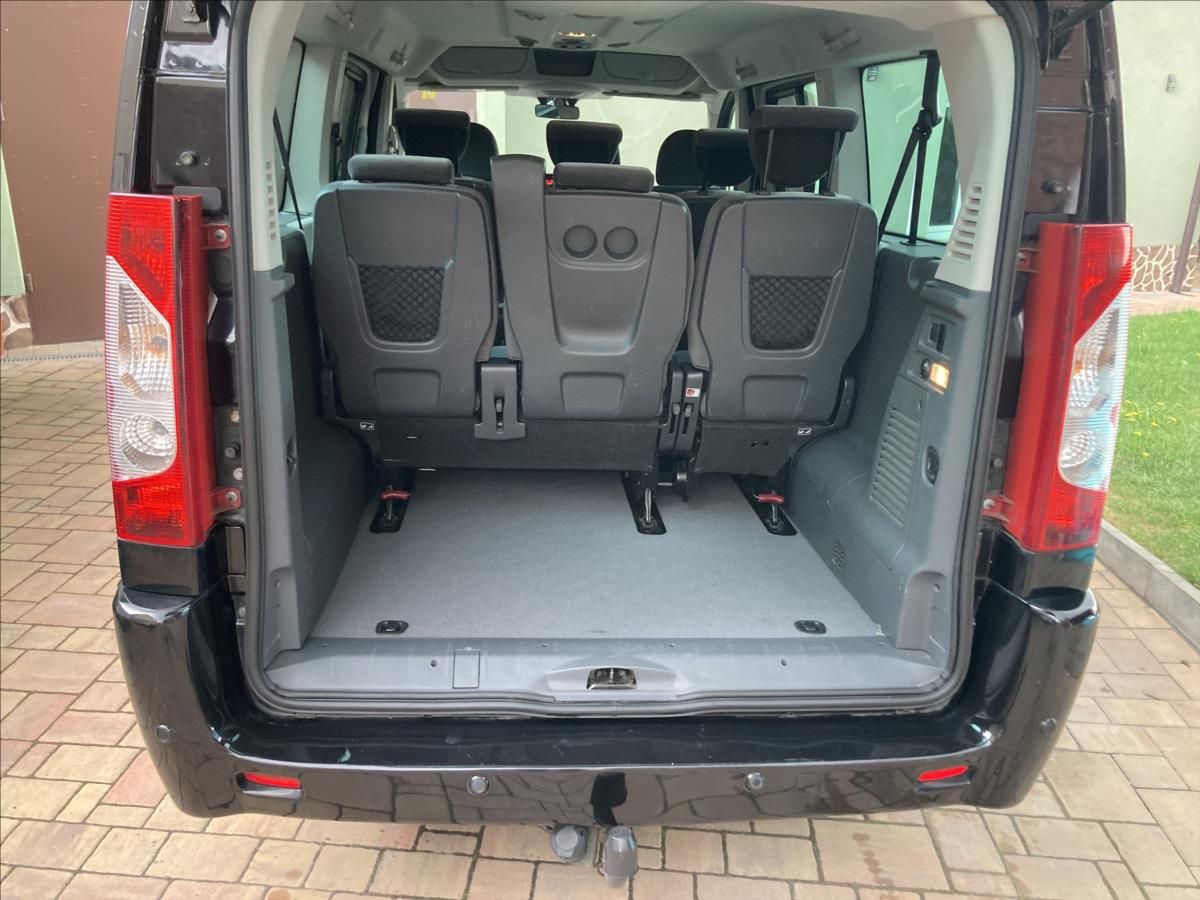 Citroën Jumpy, 2,0 HDI L2 Multispace 9-Sedače - fotka 6