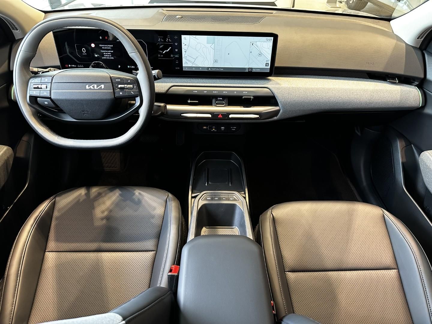Kia EV4, 150kW EARTH 150 KW + 81,4 KWH - fotka 4