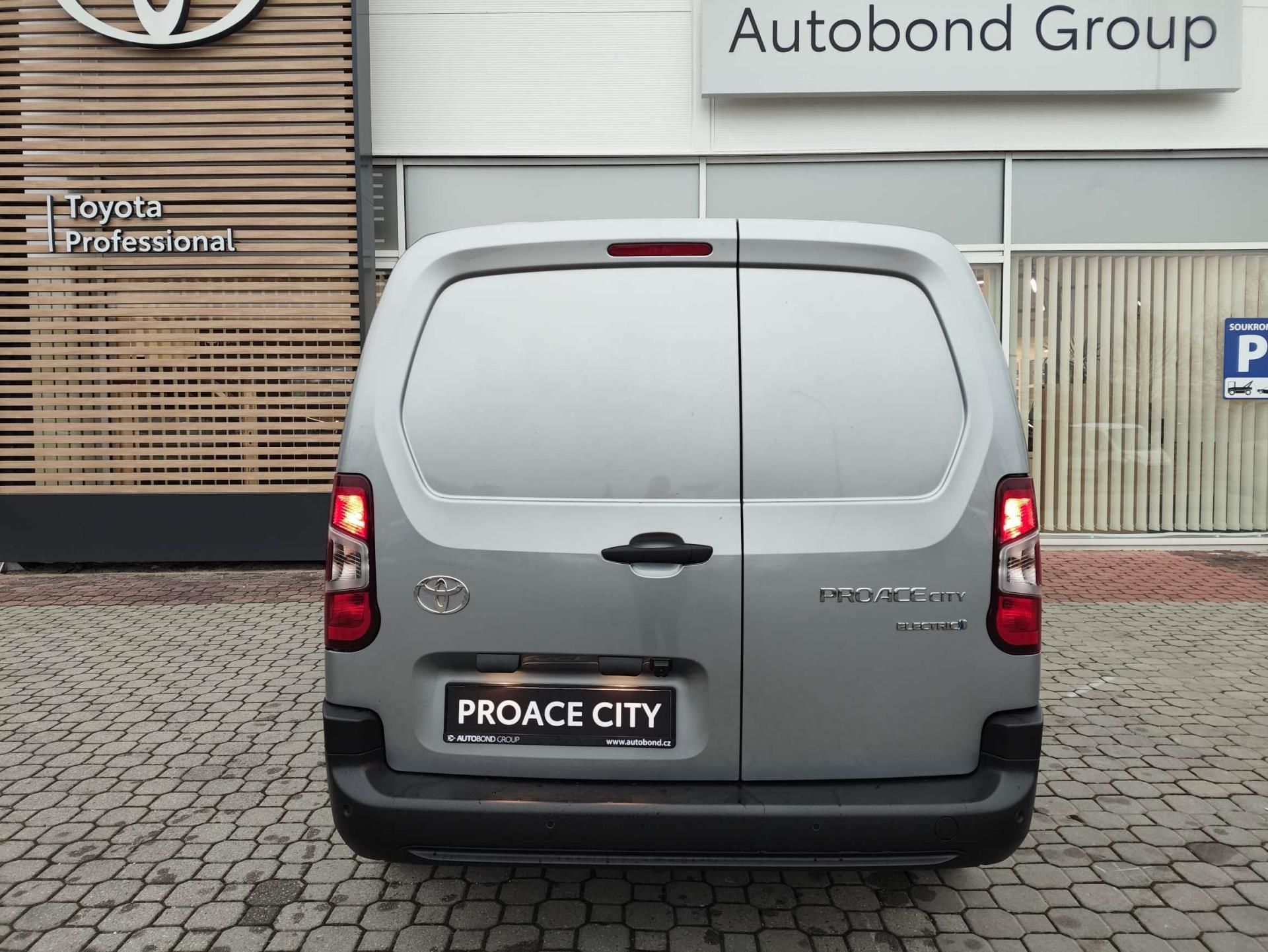 Toyota Proace City, 1.5D 6MT Active 2S Multimedia - fotka 5