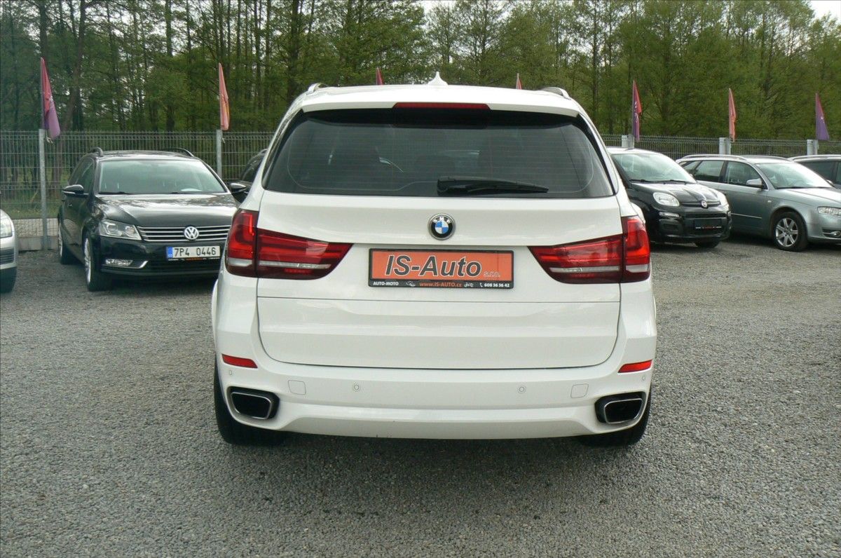 BMW X5, 2,0 X DRIVE 25D - fotka 6