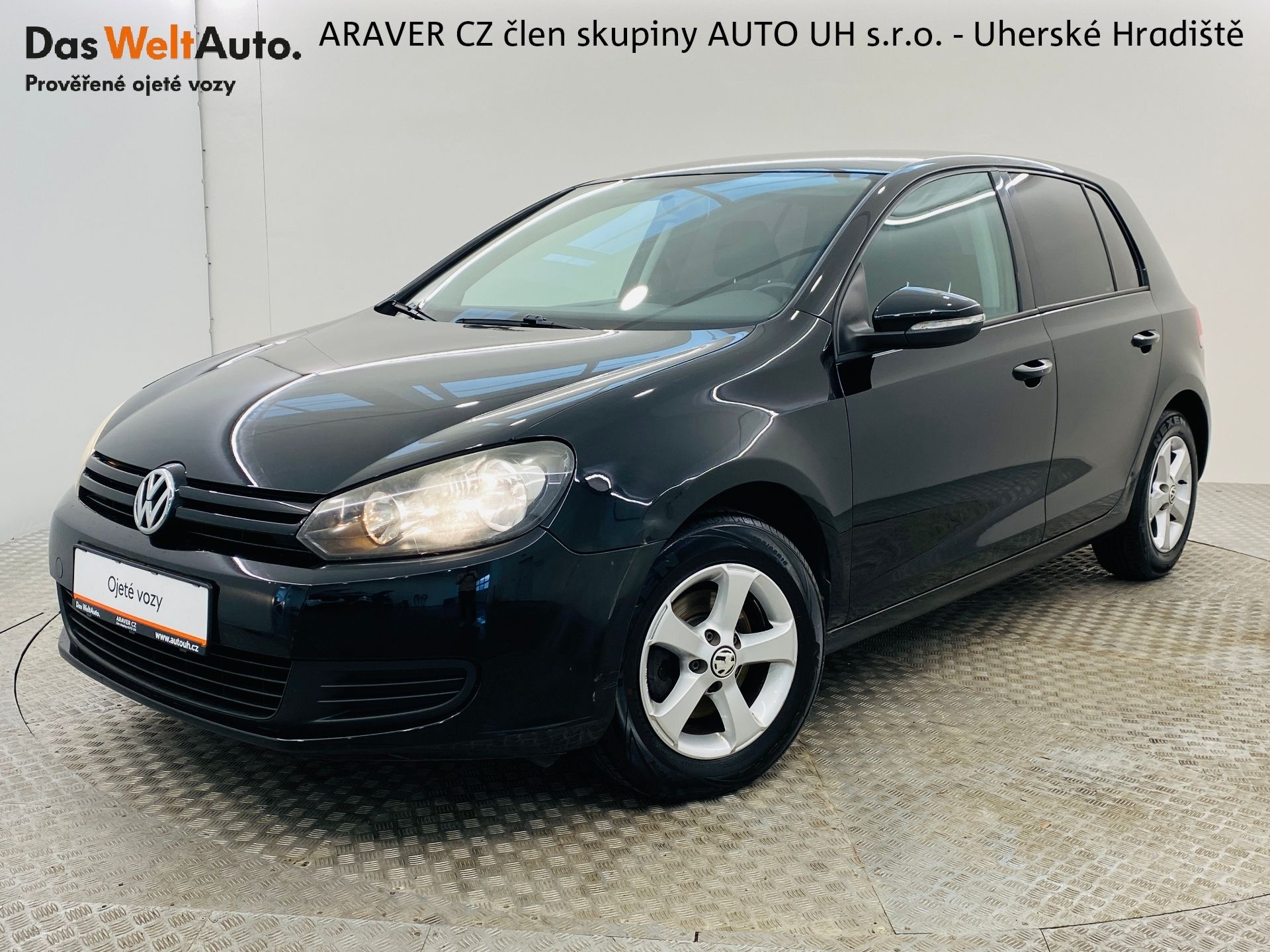 Volkswagen Golf, 1.6 TDI Aut. Klima ČR