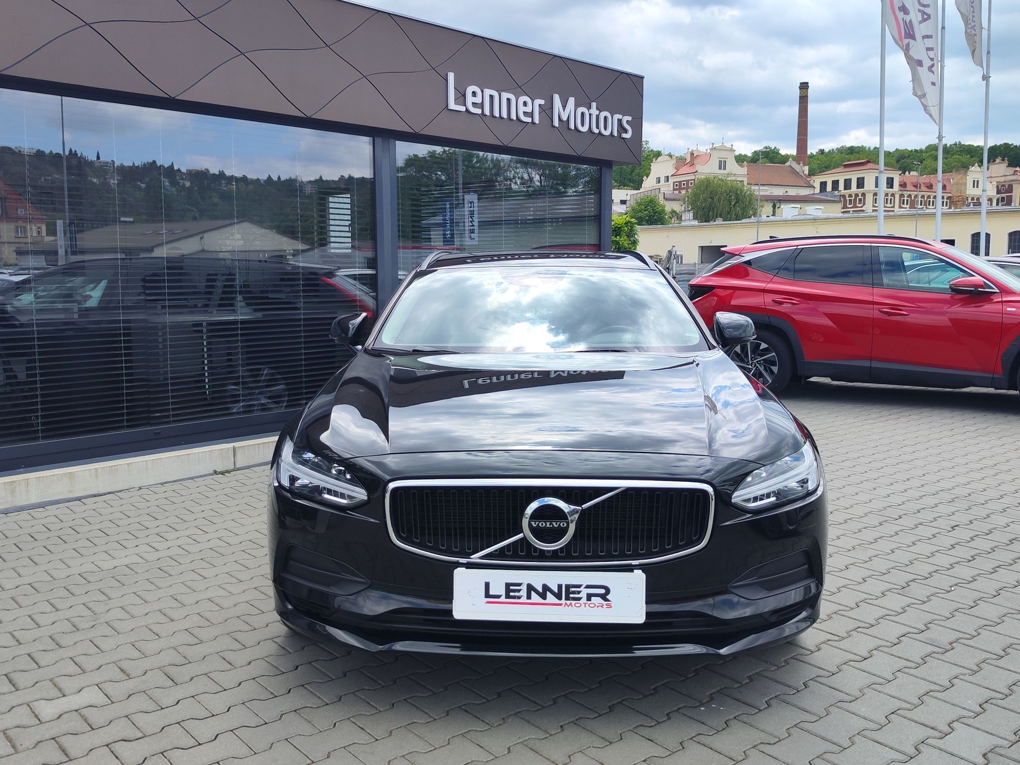 Volvo V90, D3 2.0/110kW Kinetic - fotka 2