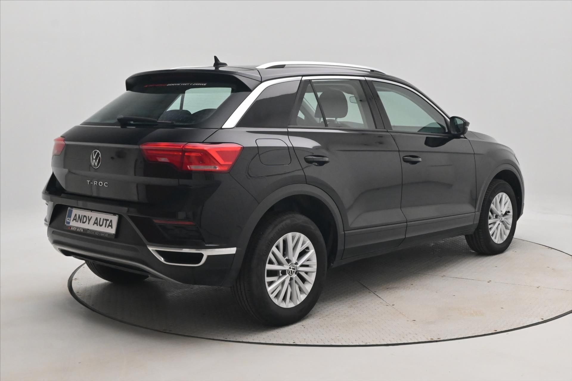 Volkswagen T-Roc, 2,0 TDI 110kW Clever VŮZ PŘIPR - fotka 5