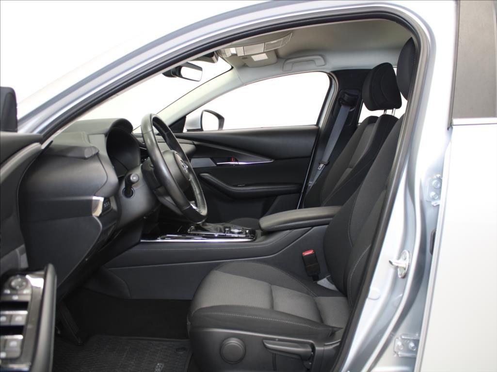 Mazda CX-30, 2,0 G150 AWD AT 1.maj. 15tkm. - fotka 6