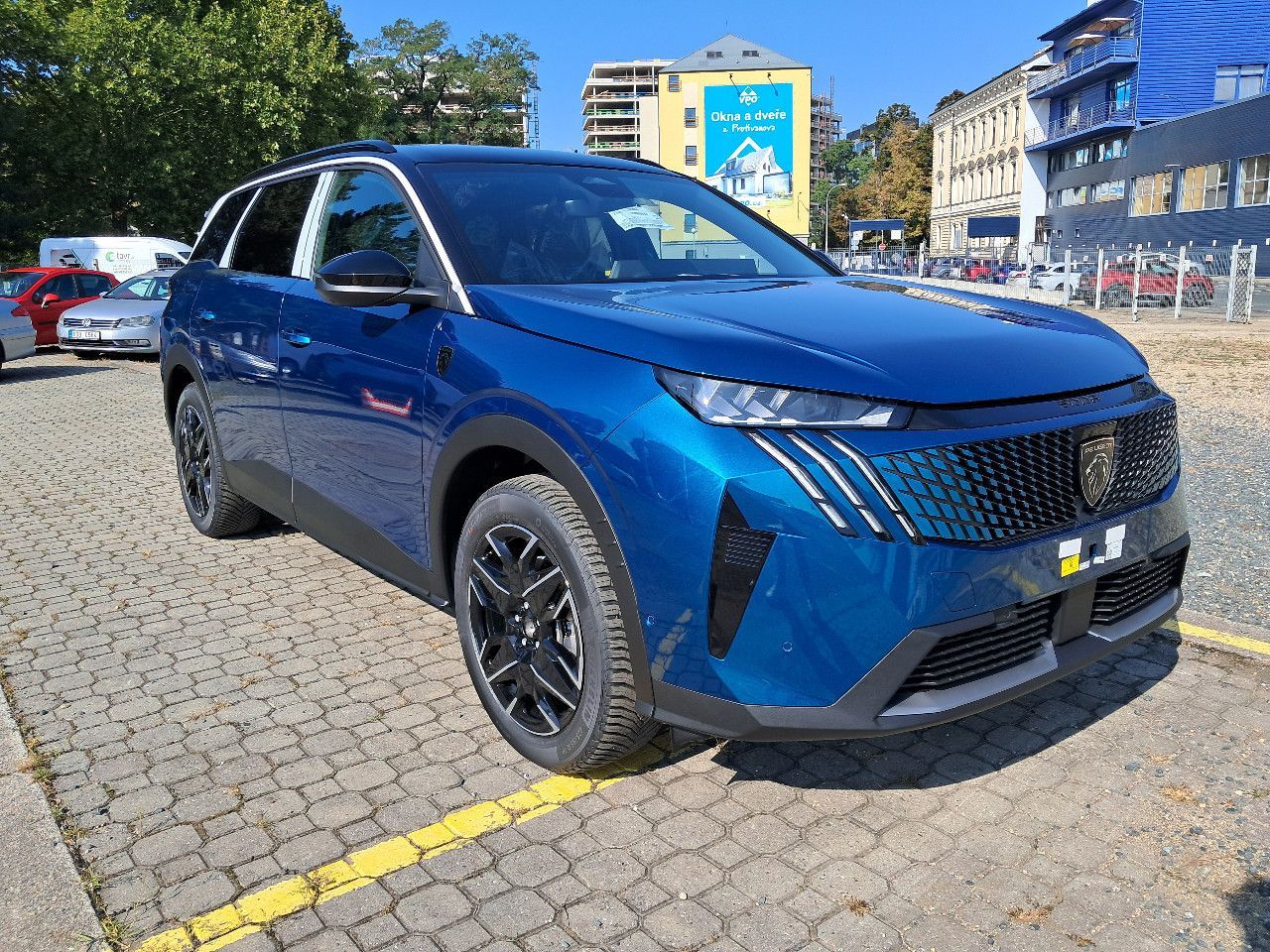 Peugeot 5008, GT Hybrid 145 e-DCS6 - fotka 3