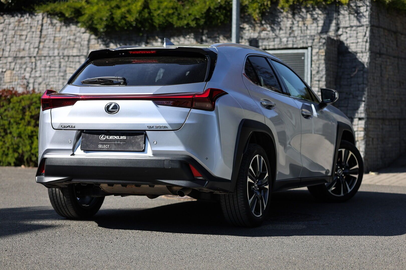 Lexus UX 300h, 300h 2,0 HEV BUSINESS TECH - fotka 4