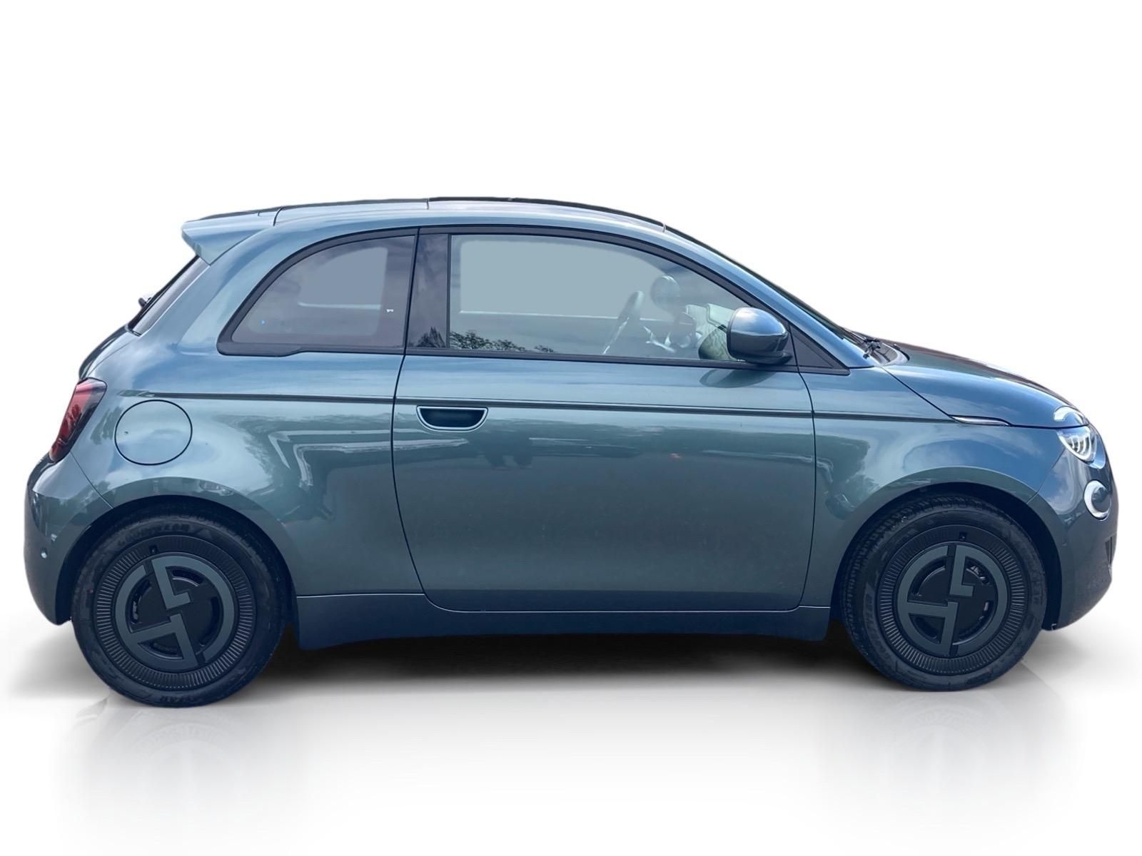 Fiat 500, Giorgio Armani Hatchback 118k - fotka 6