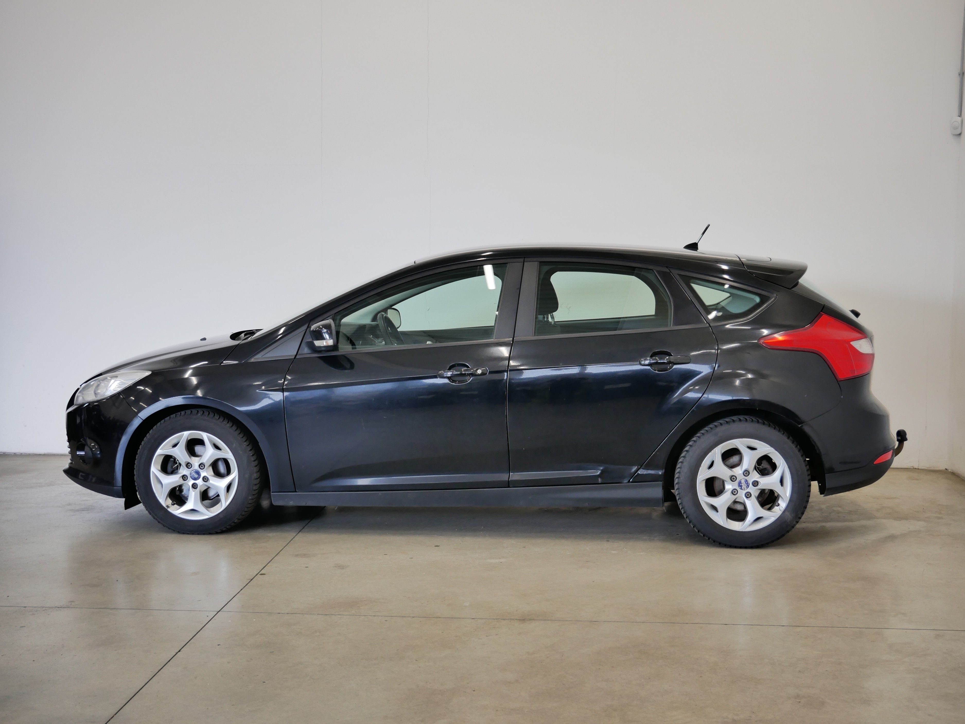 Ford Focus, 1.6 TDCi 70 kW Titanium - fotka 3