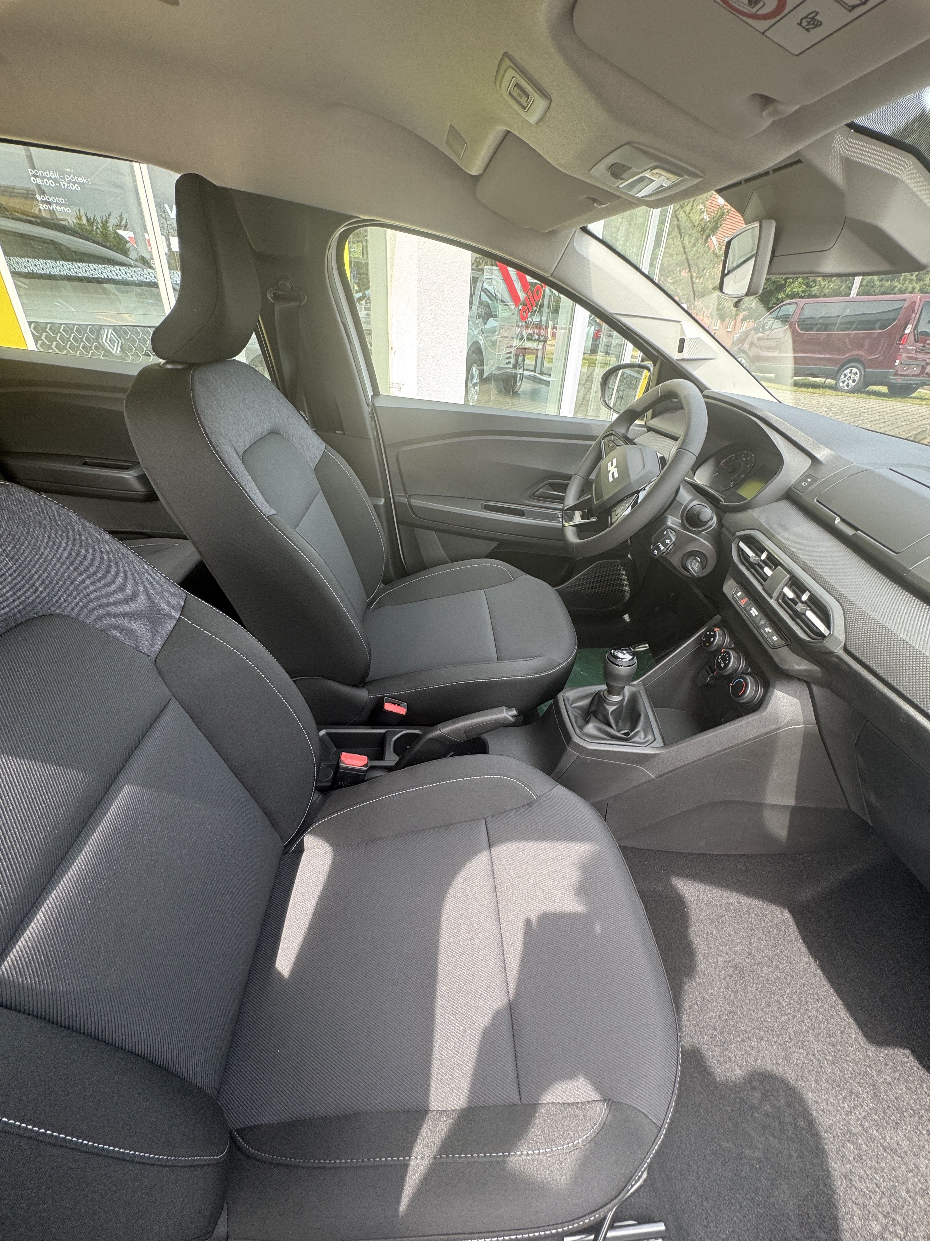 Dacia Jogger, essential Eco-G 120 - fotka 5