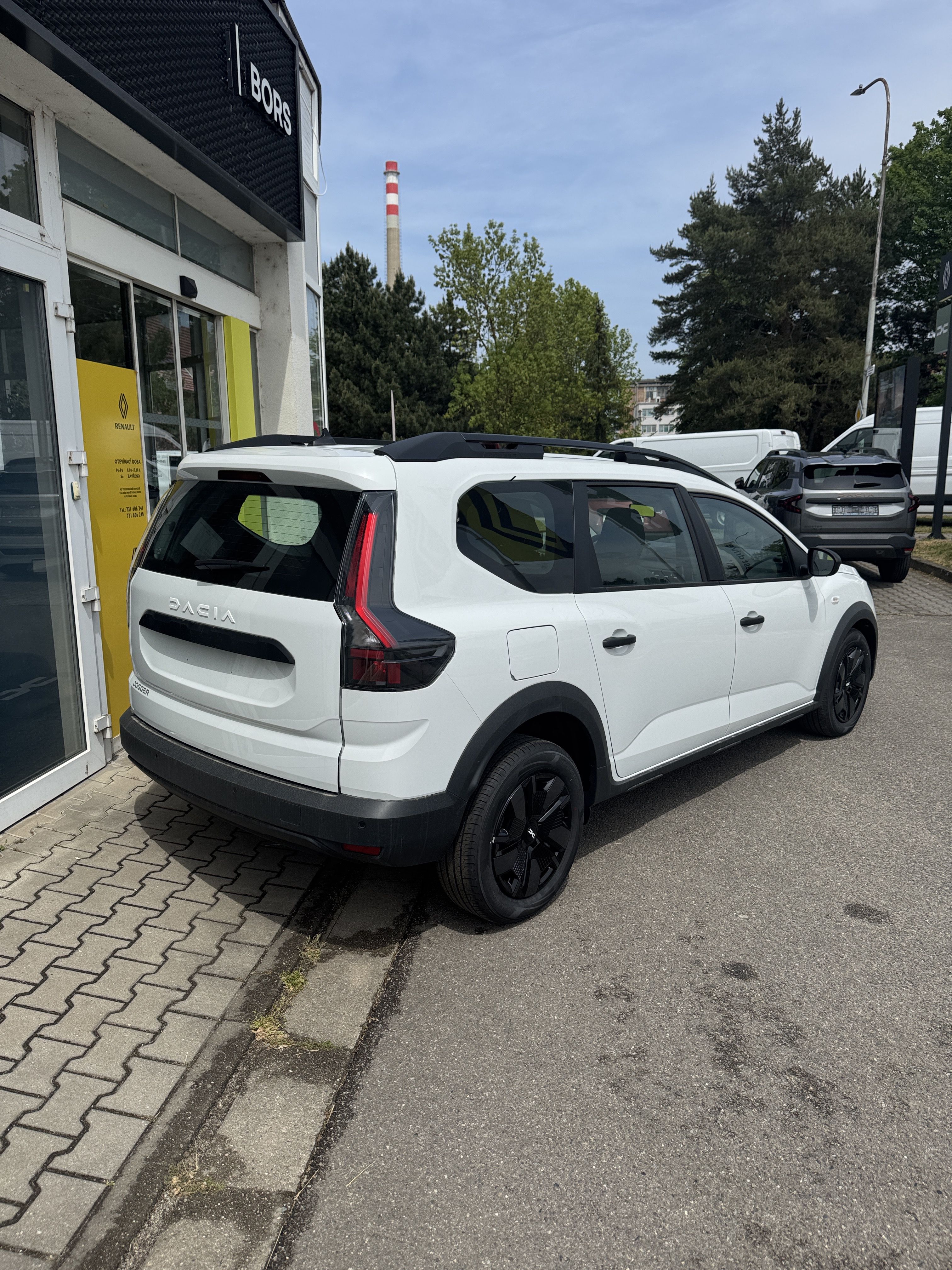 Dacia Jogger, Essential Eco-G 120, 7 míst - fotka 3