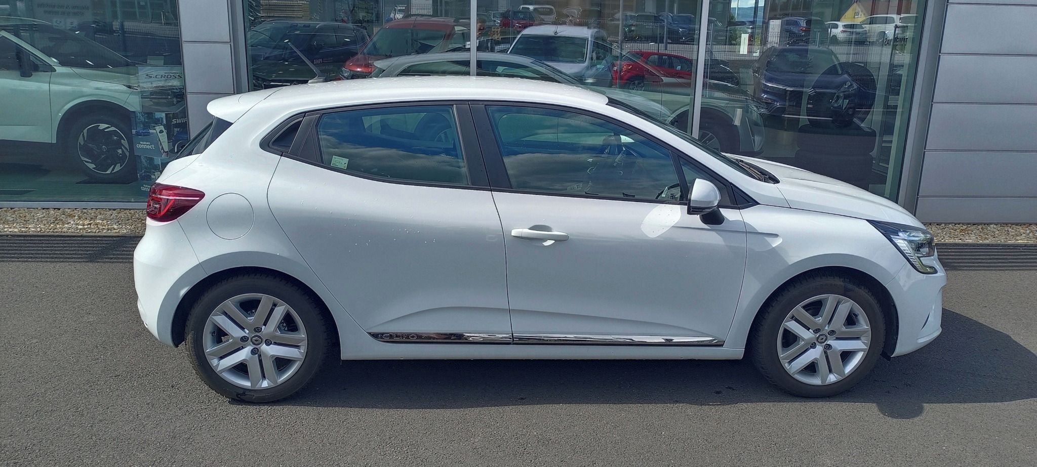 Renault Clio, 1,0Tce, Klima, Tempomant, ČR - fotka 4