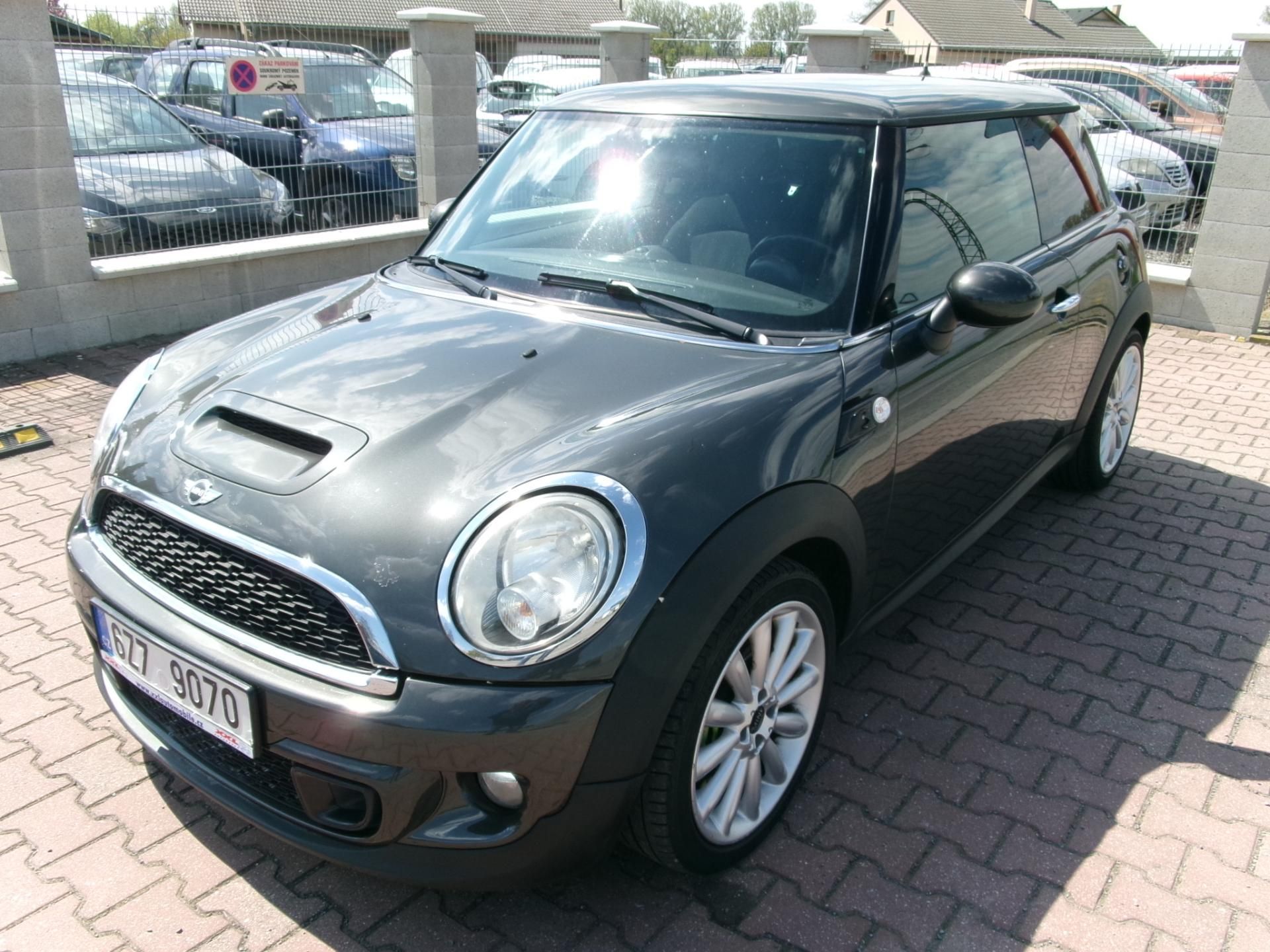 Mini Cooper S, 1,6i AC TEMP ALU 135kW