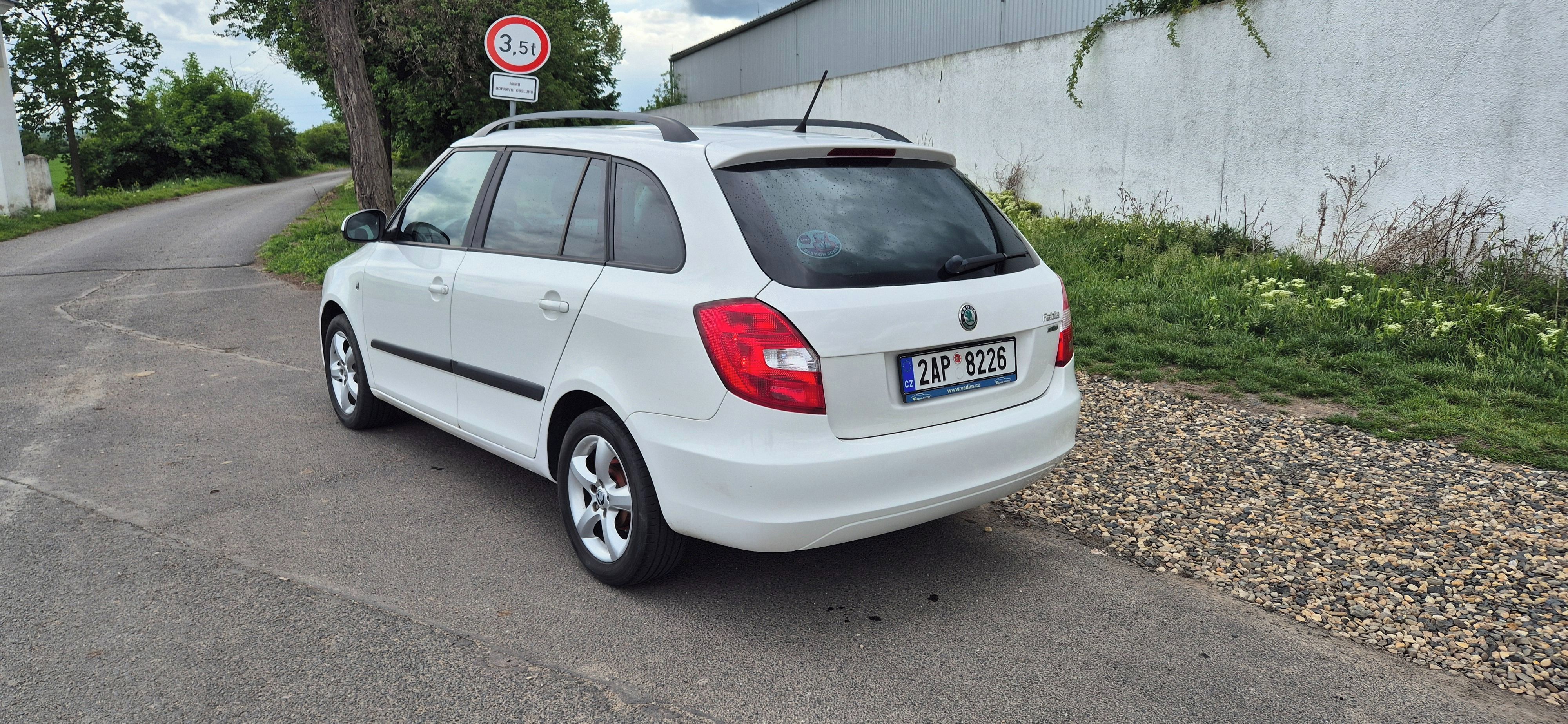Škoda Fabia, Škoda Fabia II 1.2TSI 63KW- CZ - fotka 4