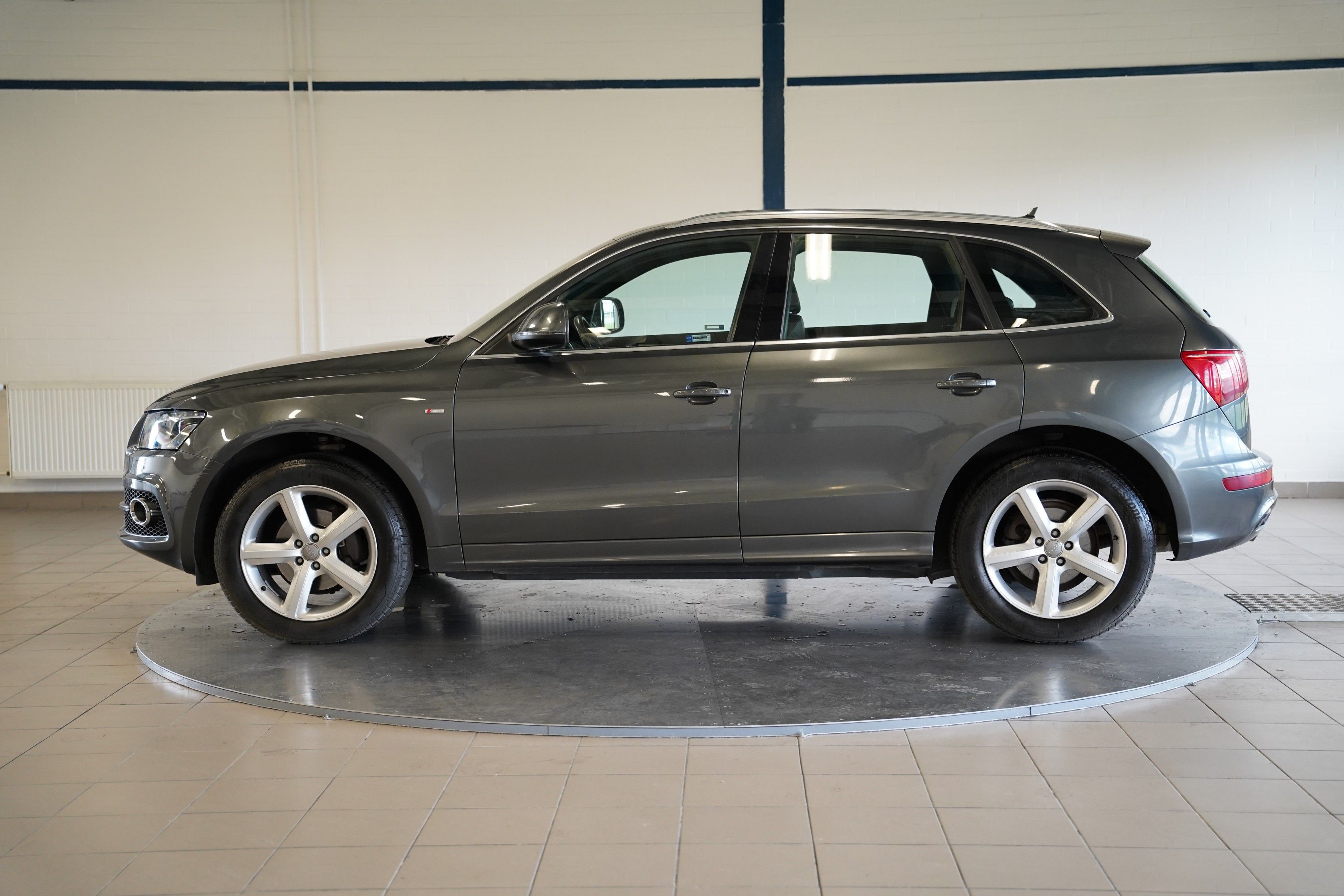 Audi Q5, 2.0 TDI 125 kW Quattro - fotka 3