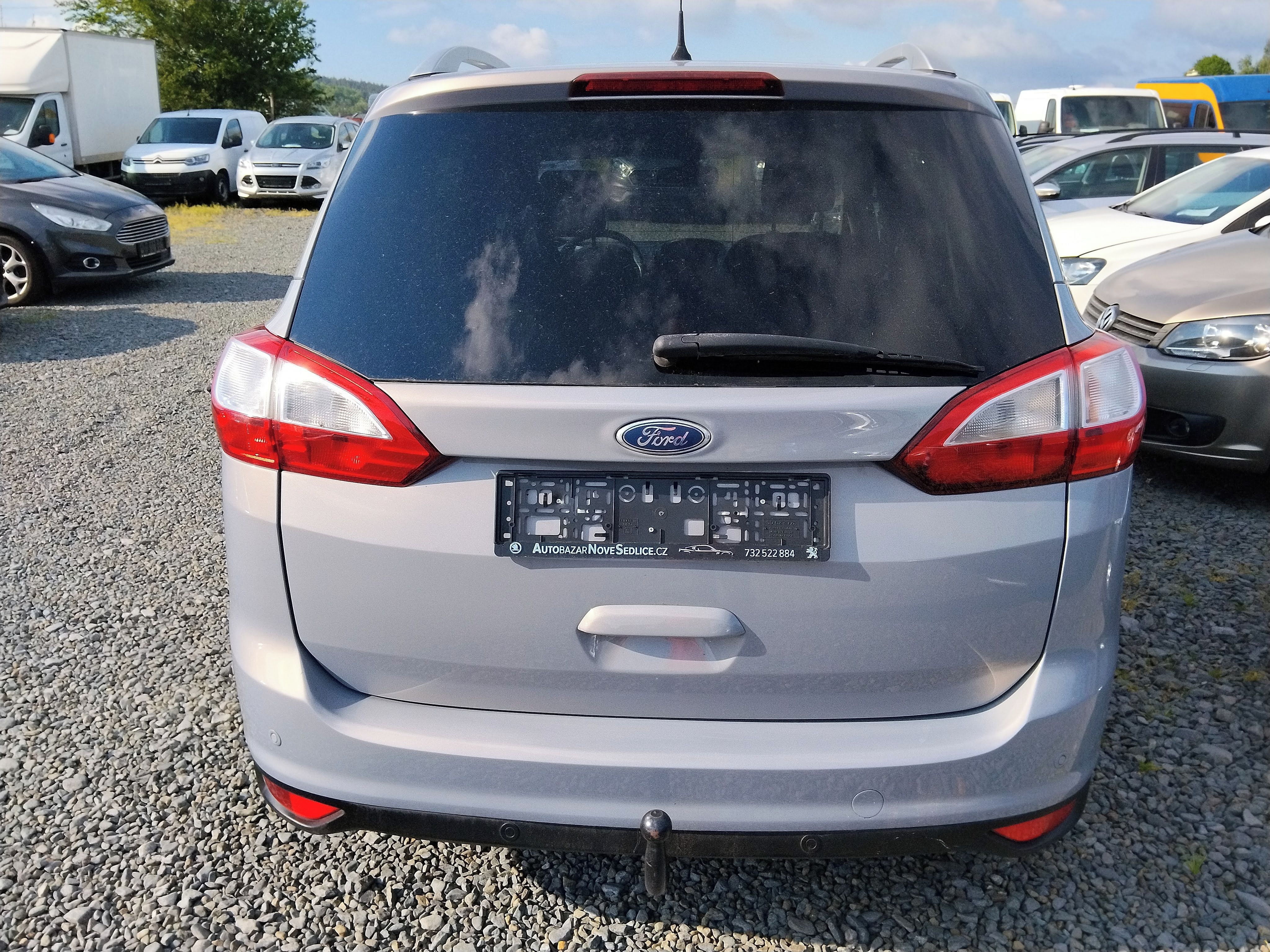 Ford Grand C-MAX, 1.6 TDCi 7 Míst, Klima, Navi - fotka 6