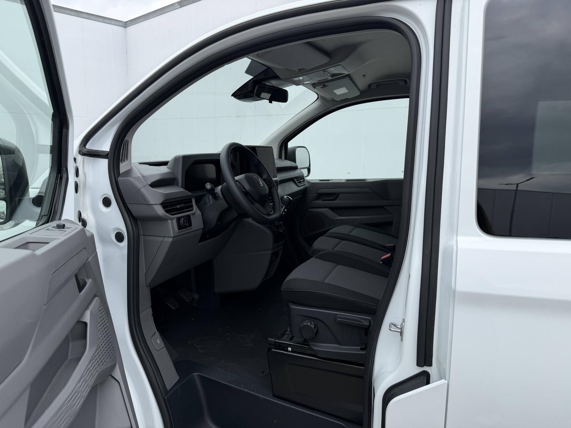 Volkswagen Caravelle, DR 6G 2,0TDI - fotka 5