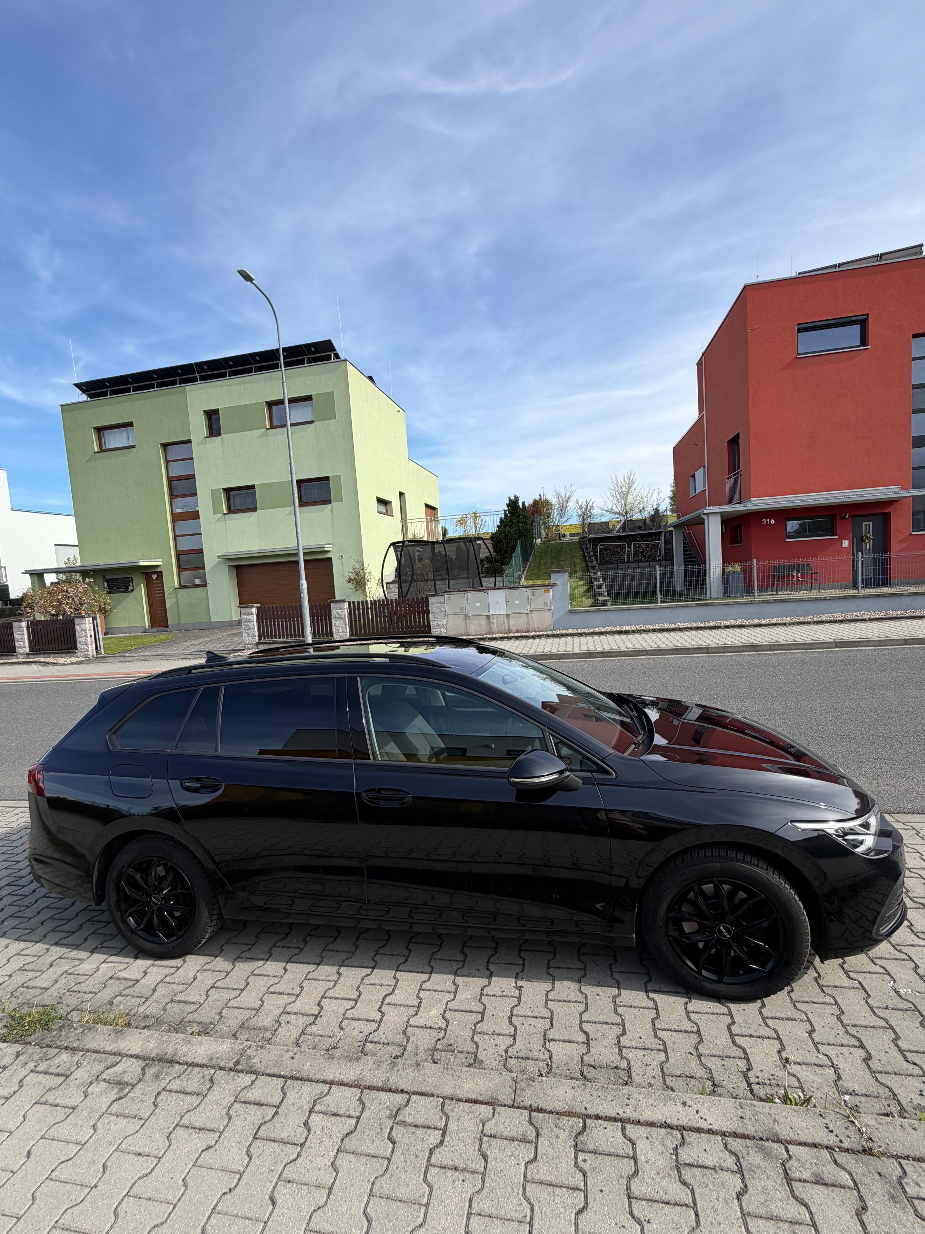 Volkswagen Golf - fotka 4