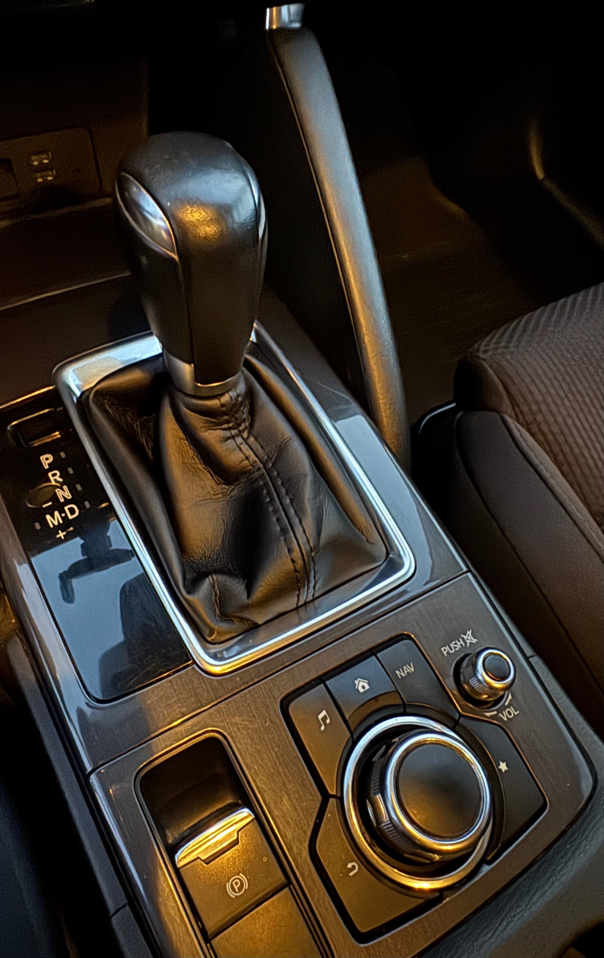 Mazda CX-5, 2.2 CRDi - fotka 4