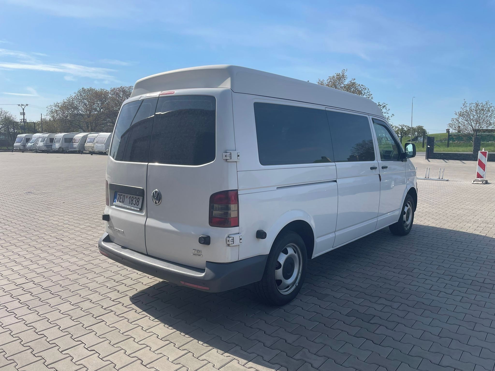 Volkswagen Transporter, 2.0Tdi 132kw,4x4,xenony,5míst - fotka 3