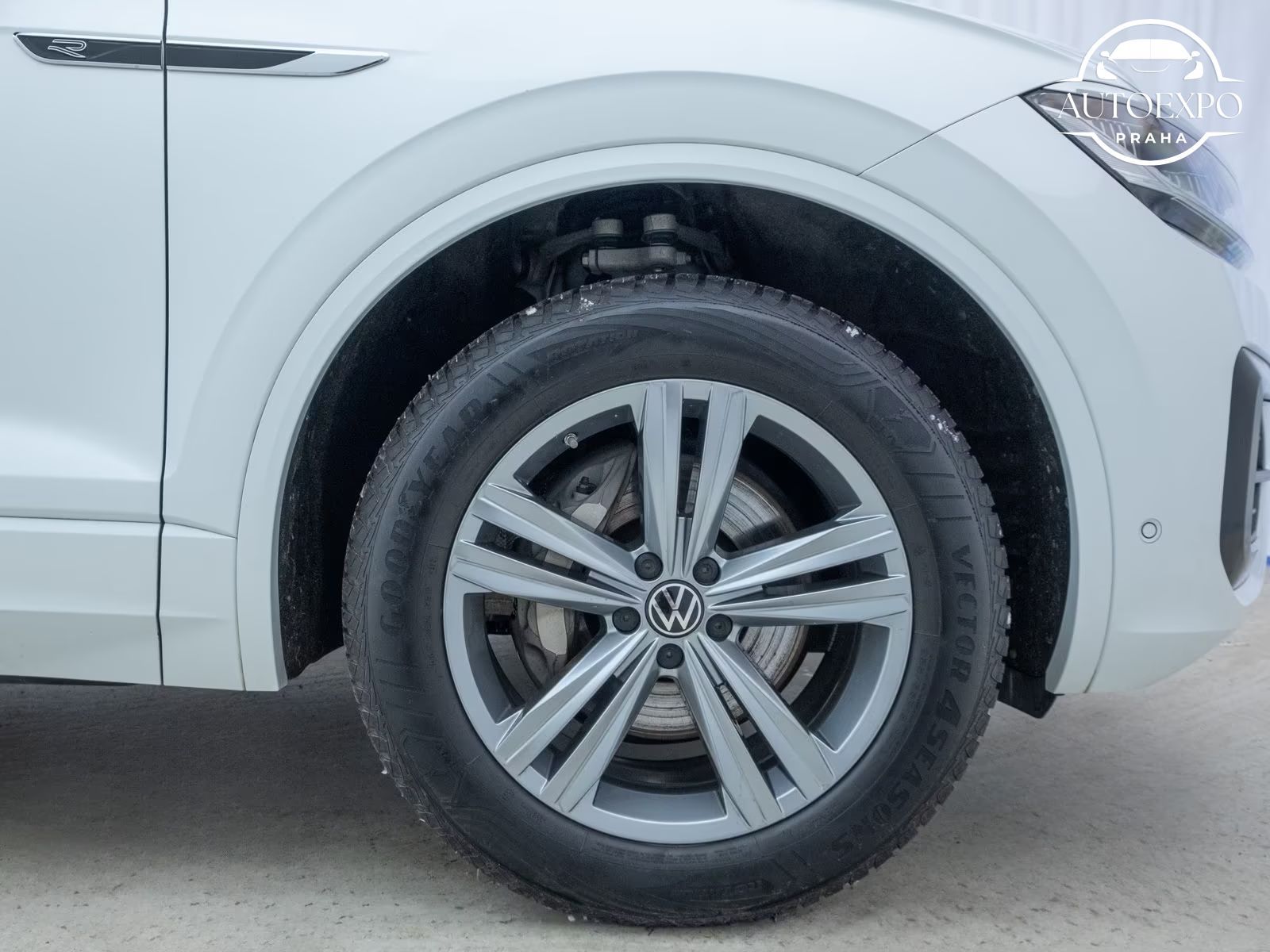 Volkswagen Touareg, 3.0 V6 TDI R-Line 4Motion *DSG - fotka 6