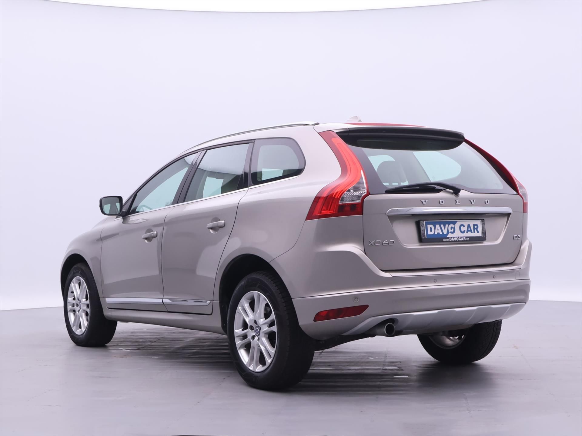 Volvo XC60, 2,0 D3 100kW Summum Serv.Kniha - fotka 5