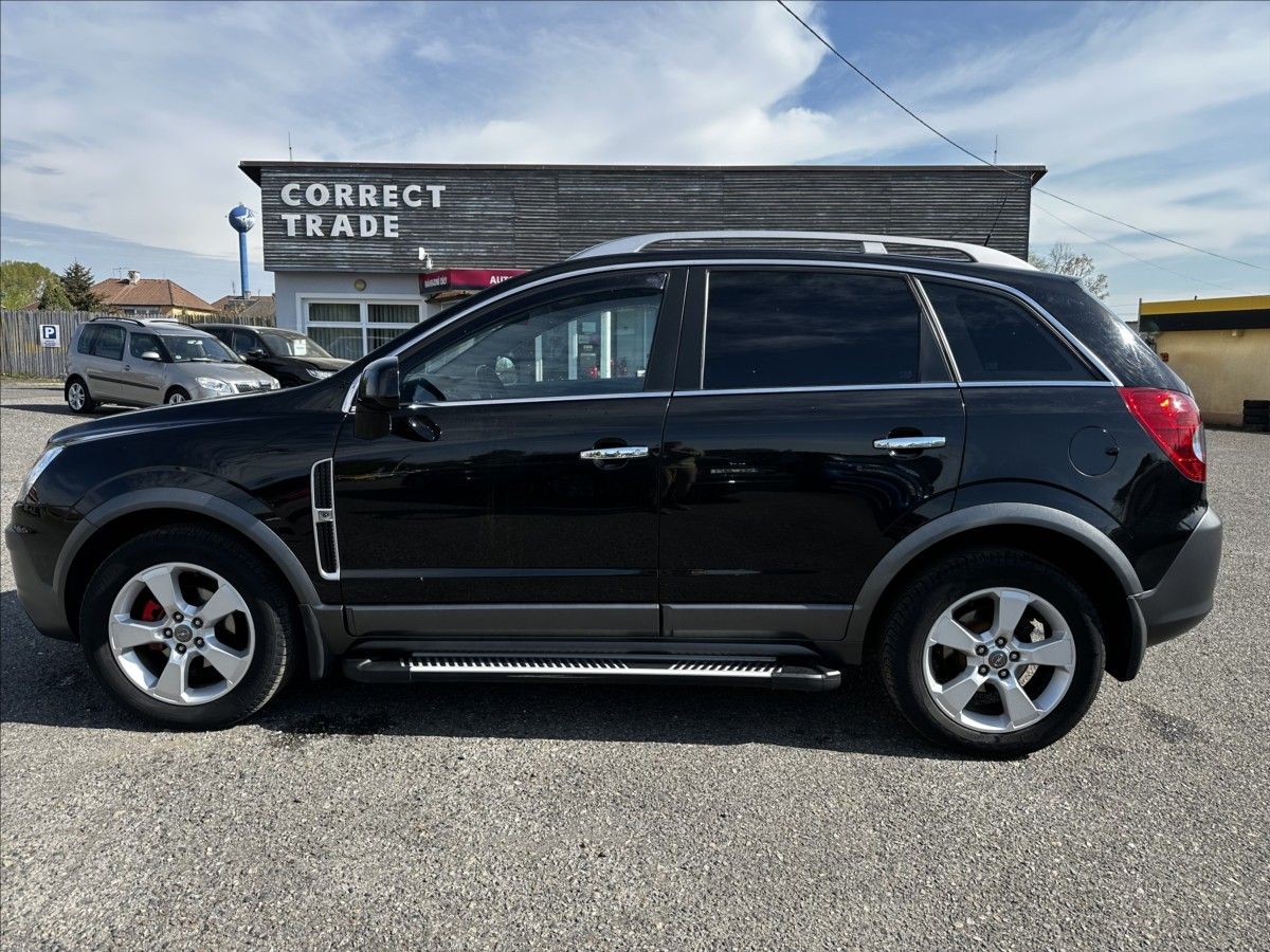 Opel Antara, 2,0 CDTi - 4X4 110kW - MÁLO KM - fotka 2
