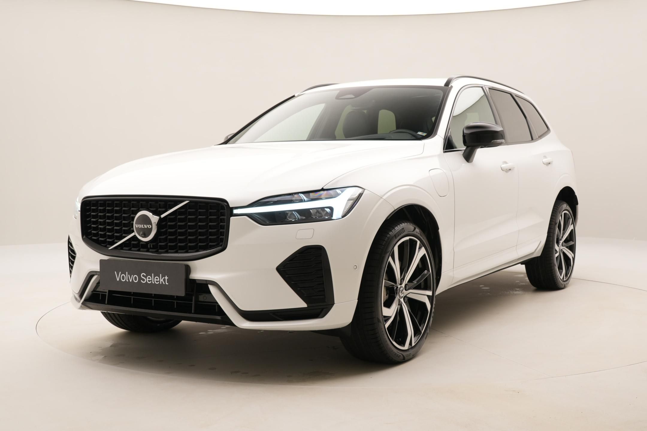 Volvo XC60, T6 AWD RECHARGE DARK PLUS AUT