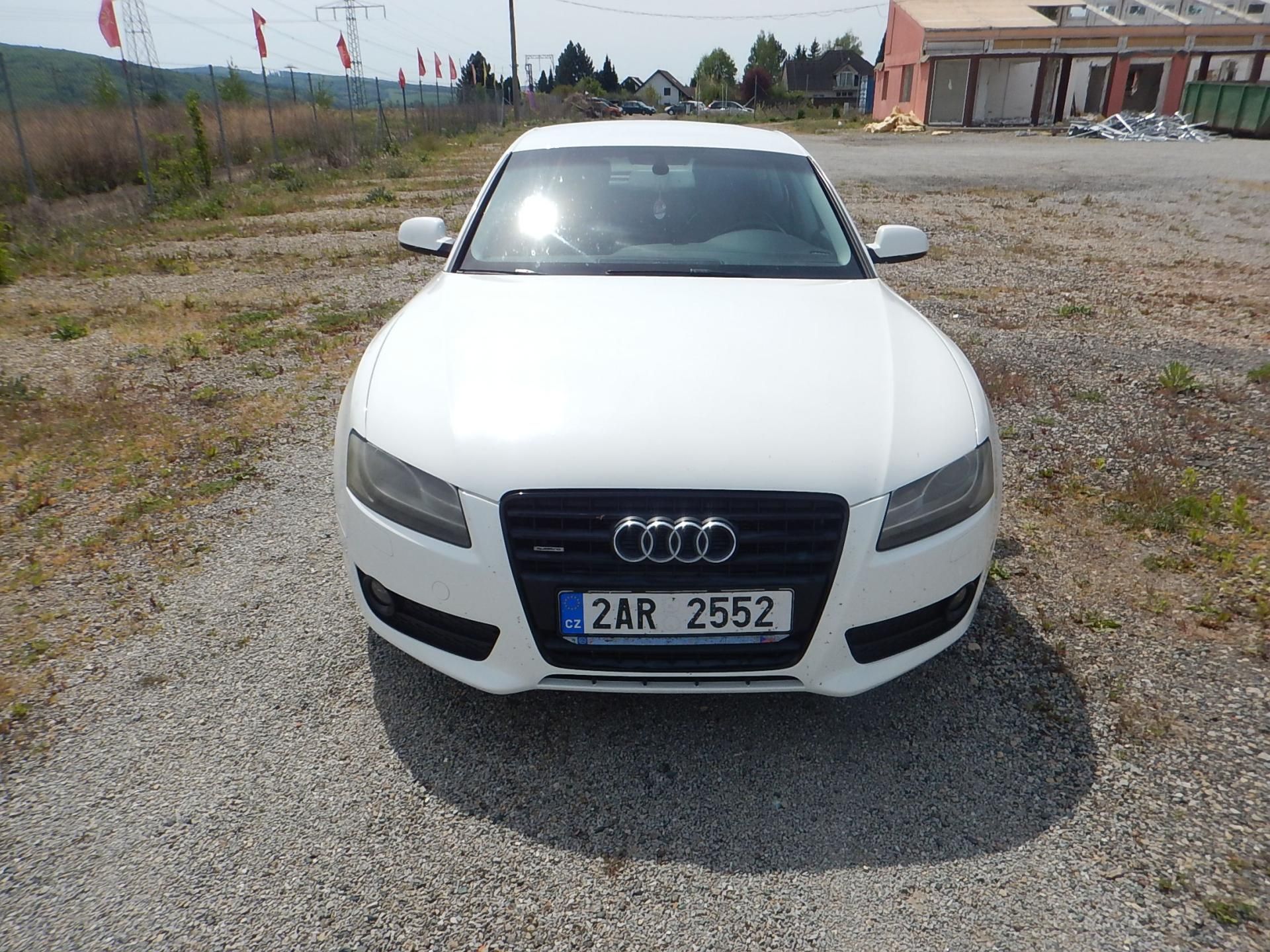 Audi A5, 2.0 TDI, MANUÁL, DIGIKLIMA - fotka 3