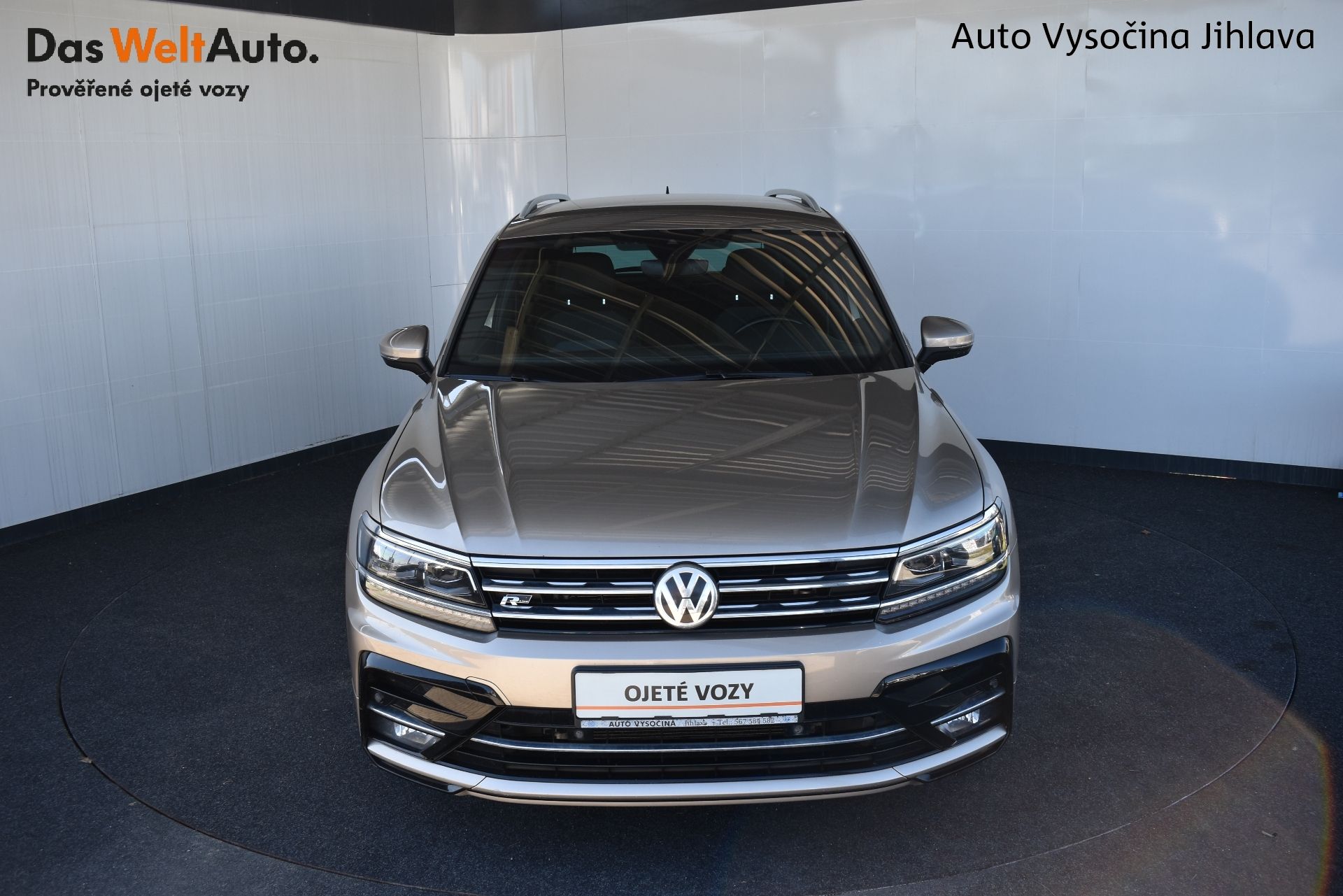 Volkswagen Tiguan, 2.0TDI 140kW R-Line DSG, LED - fotka 4