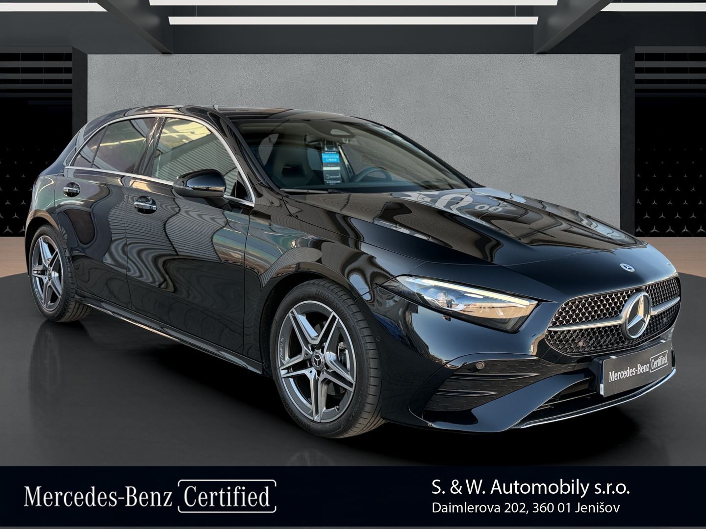 Mercedes-Benz Třídy A, 200d AMG Style Edition - fotka 3