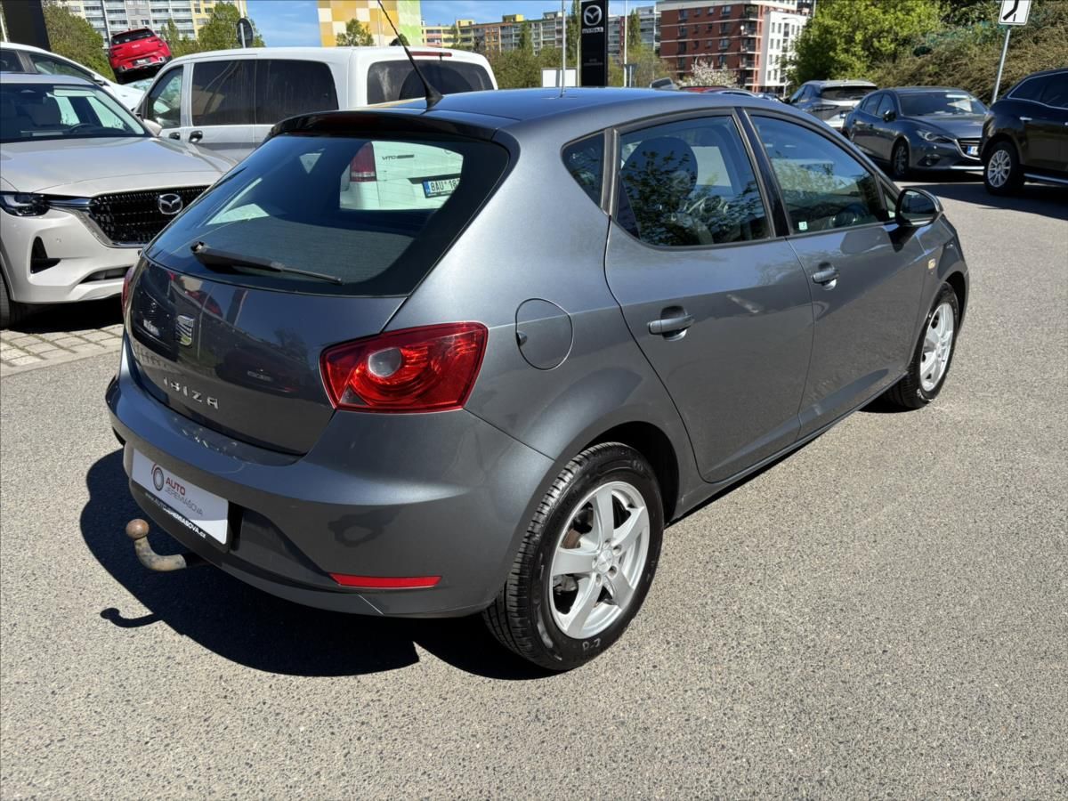 Seat Ibiza, 1,6 TDi Style PLNÝ SERVIS SEAT - fotka 5