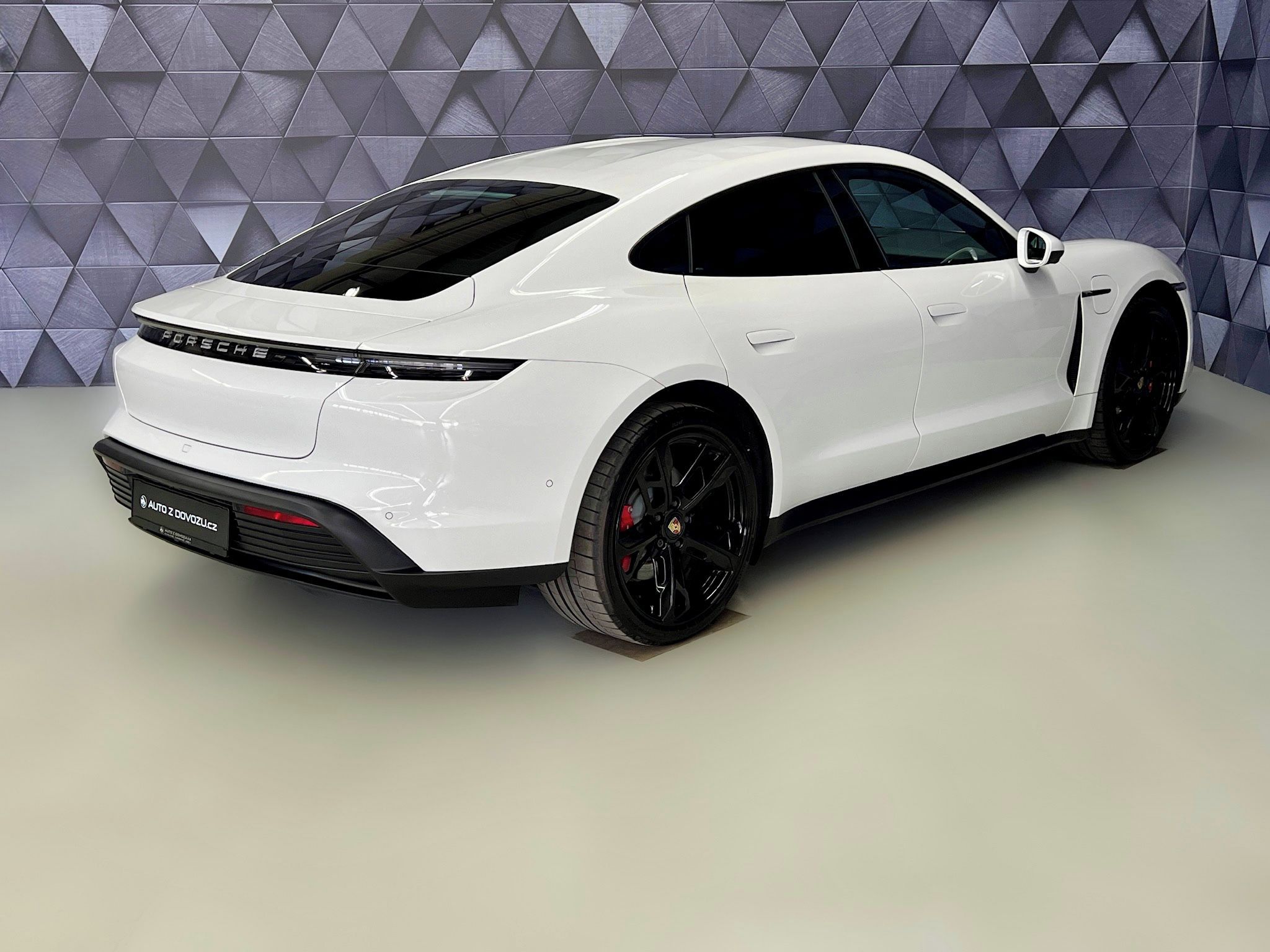Porsche Taycan, 4S PERFORMANCE, VZDUCH, BOSE - fotka 6