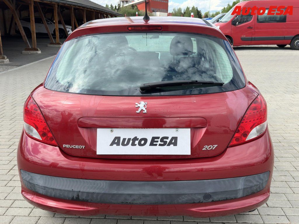 Peugeot 207, 1.4i - fotka 5