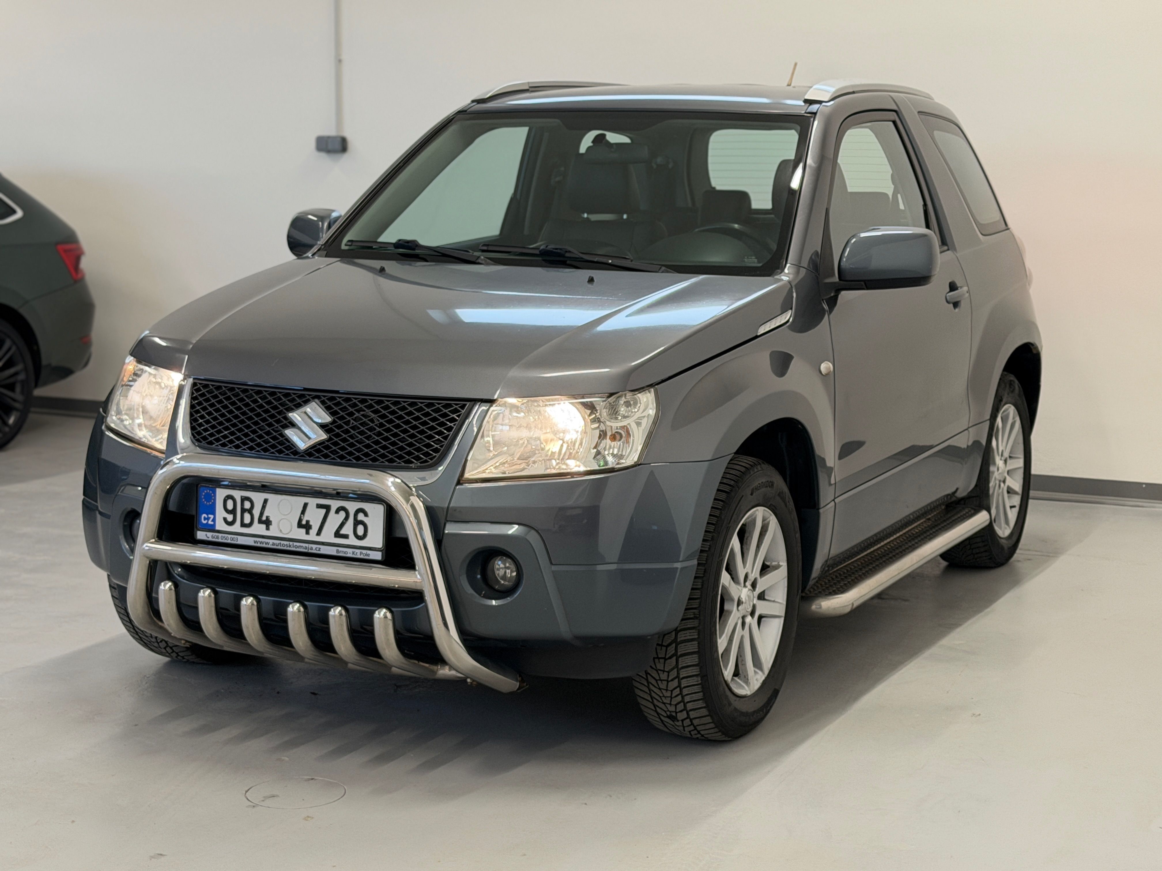 Suzuki Grand Vitara, 1.6 78 kW 4x4 / 3dv. / ČR - fotka 5