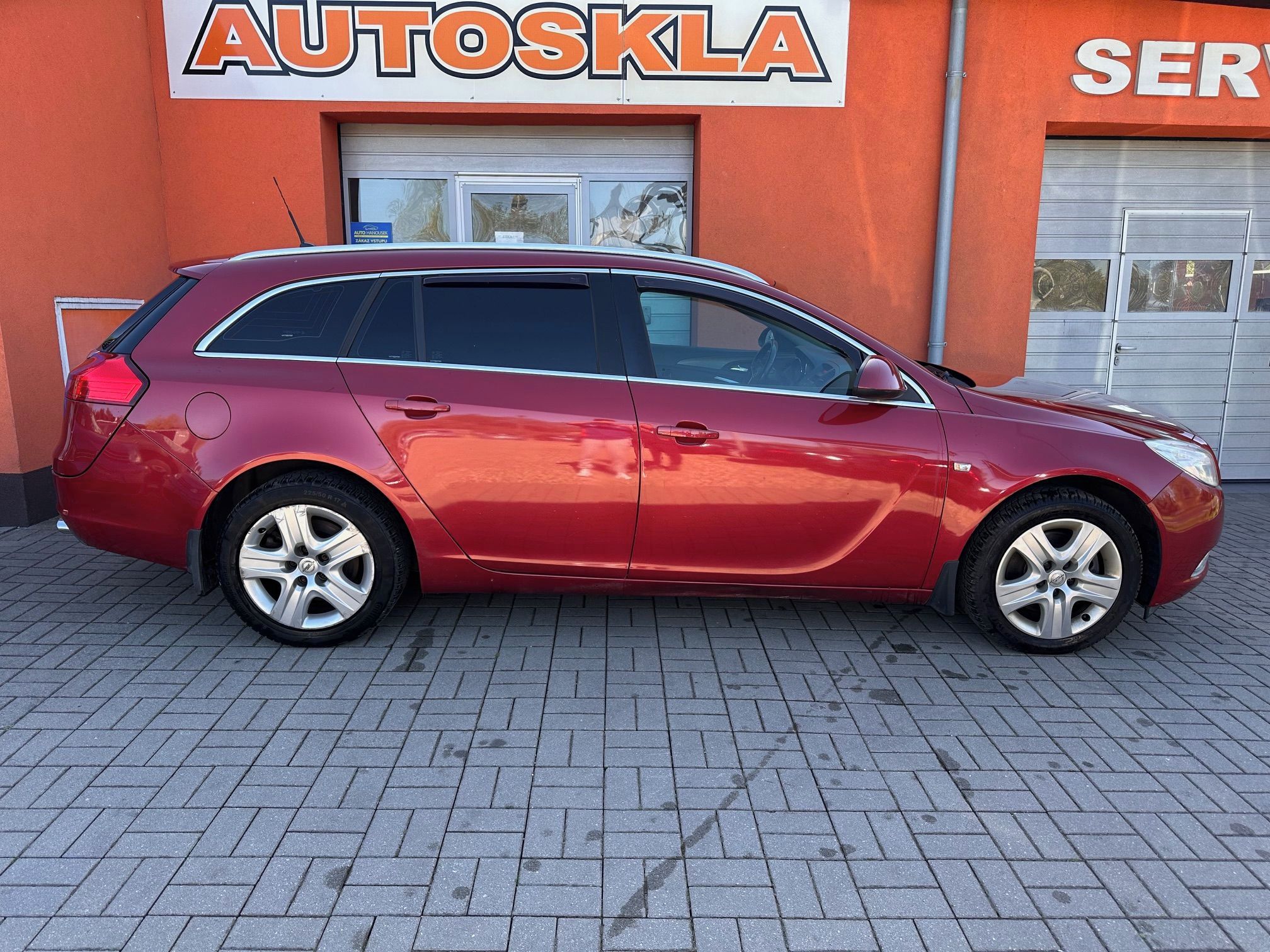 Opel Insignia, 1.6 Turbo 132KW - fotka 4