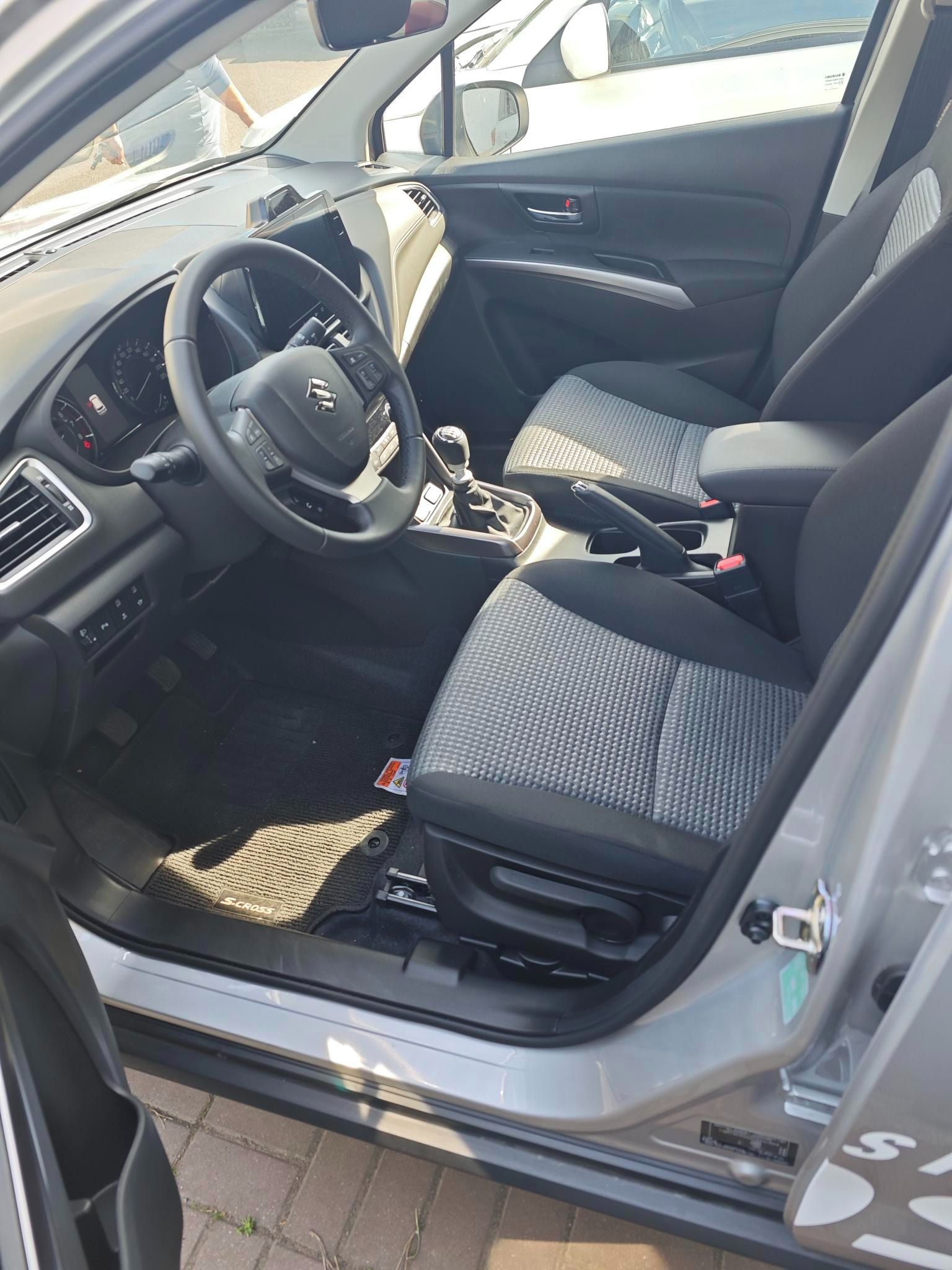 Suzuki S-Cross, 1,4 BoosterJet Premium - fotka 6
